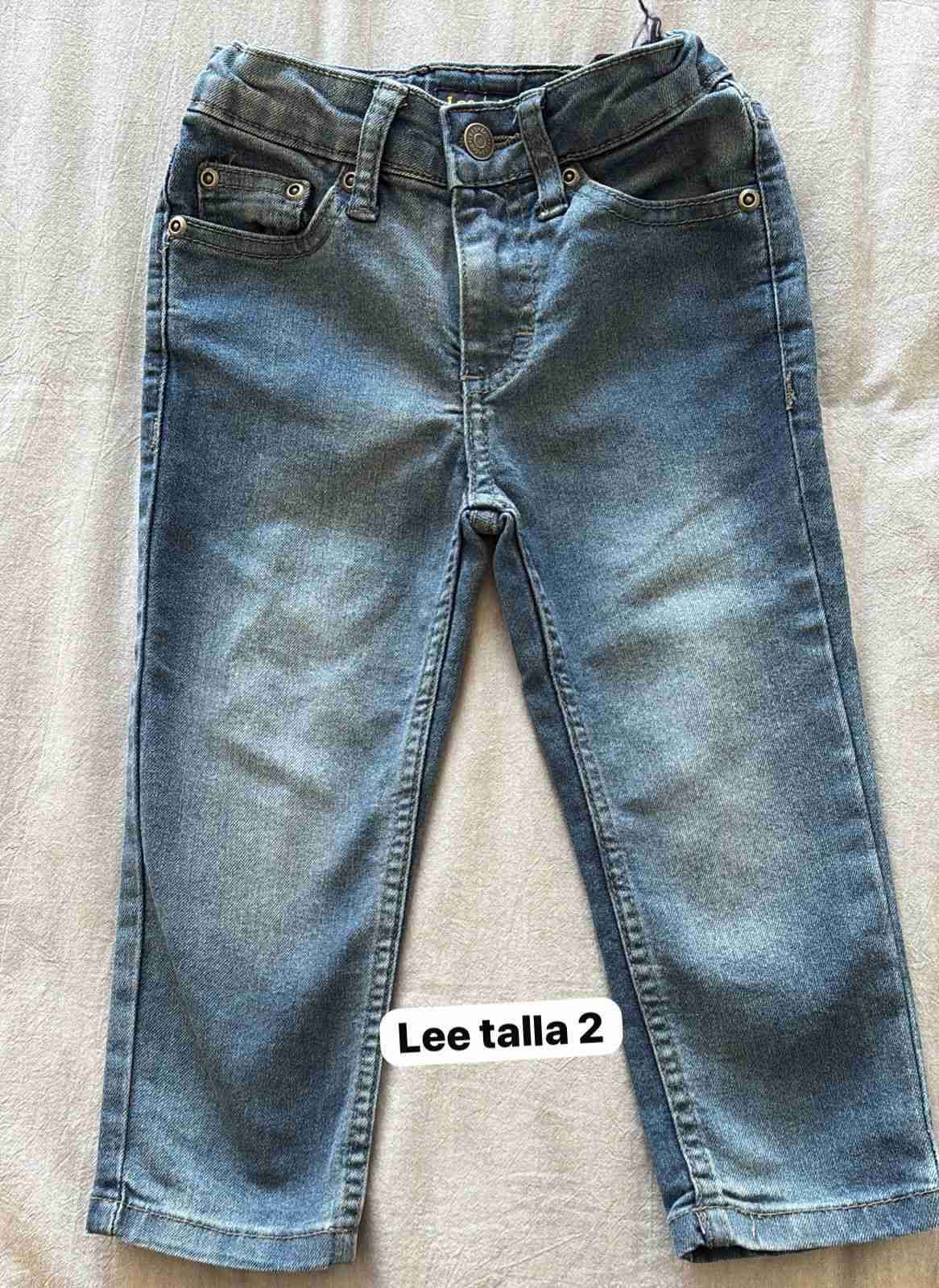Jeans para niño talla 2