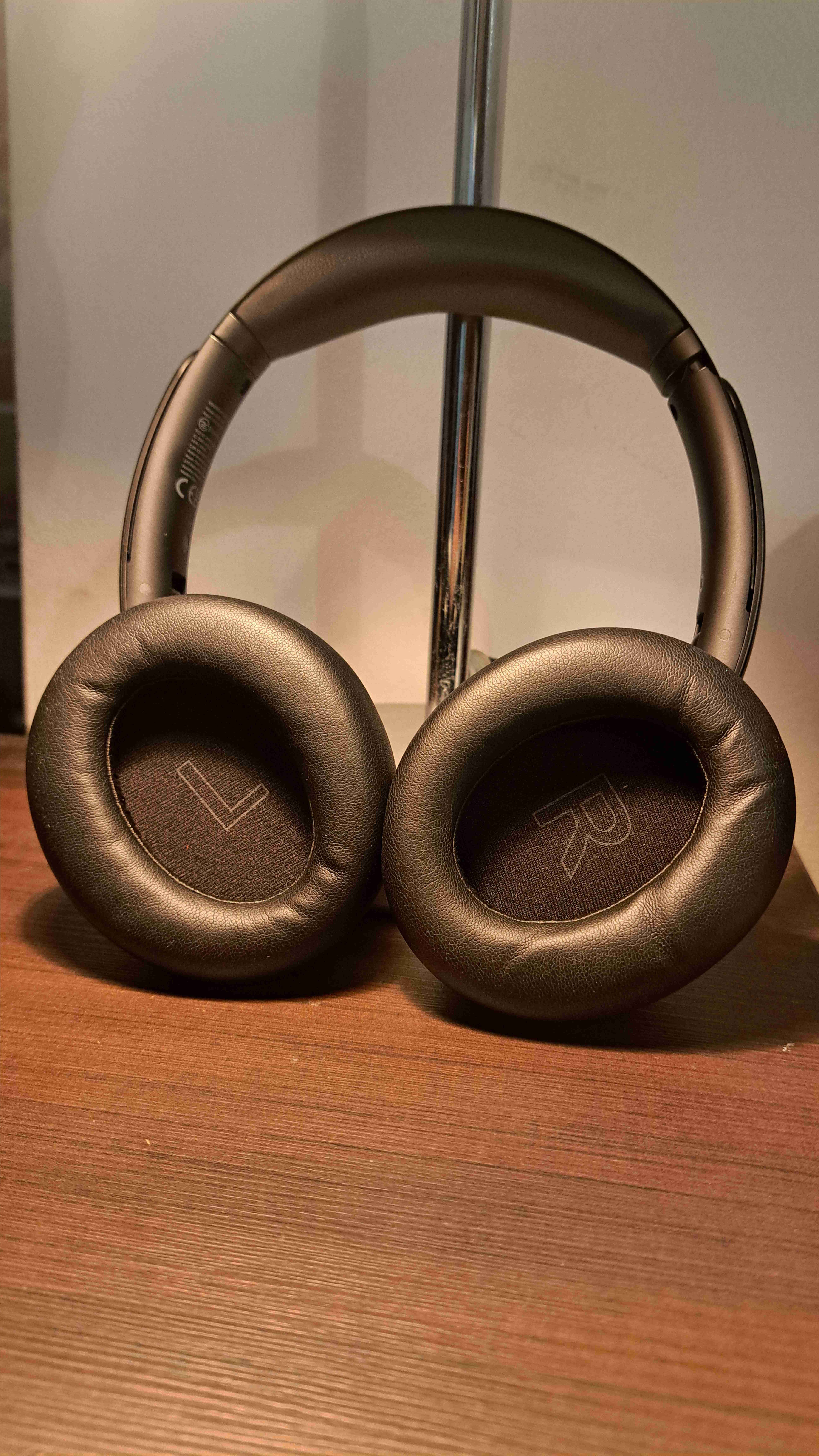 Auriculares over-ear negros - miniatura 2