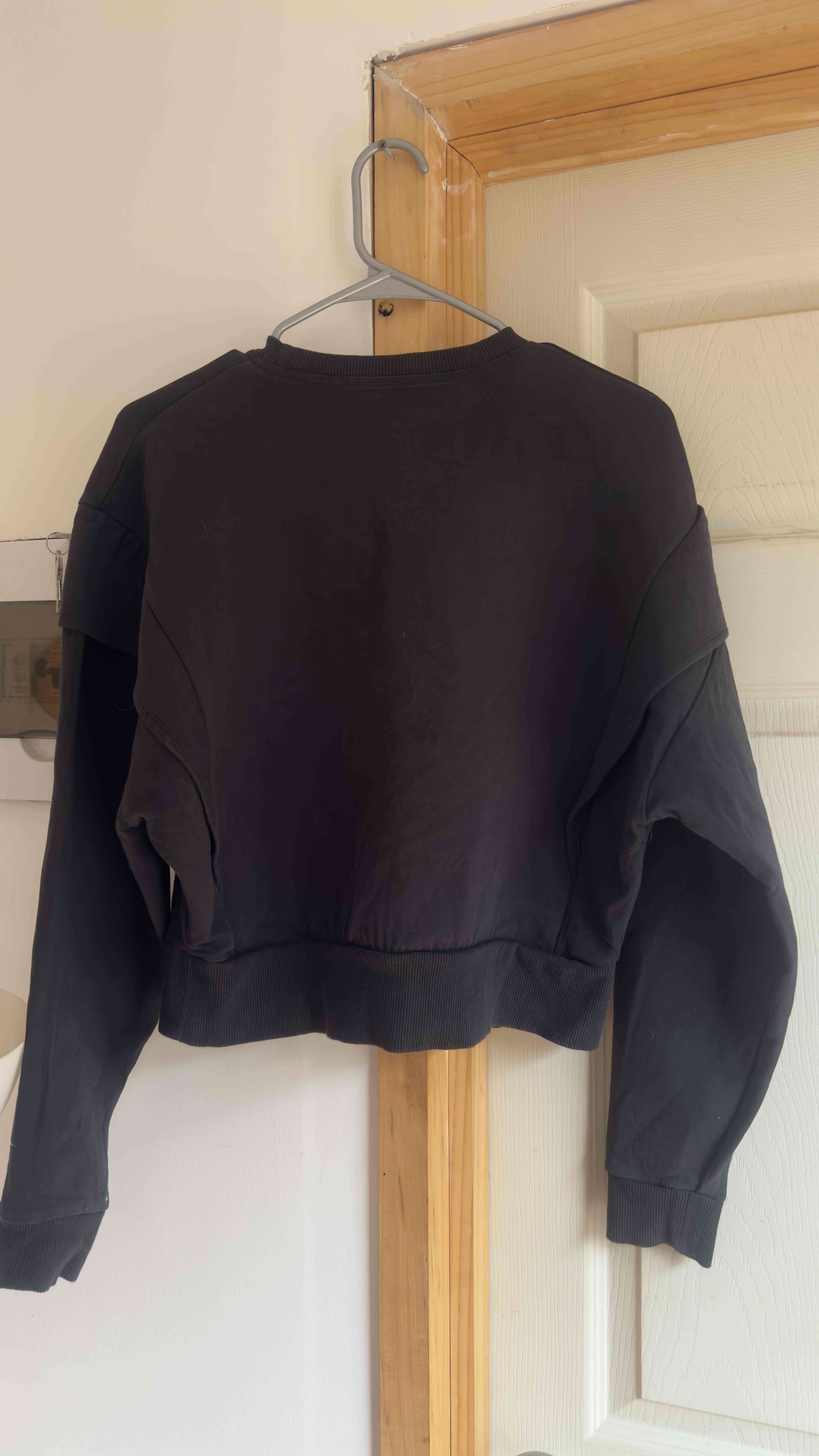 Polerón negro básico - miniatura 4