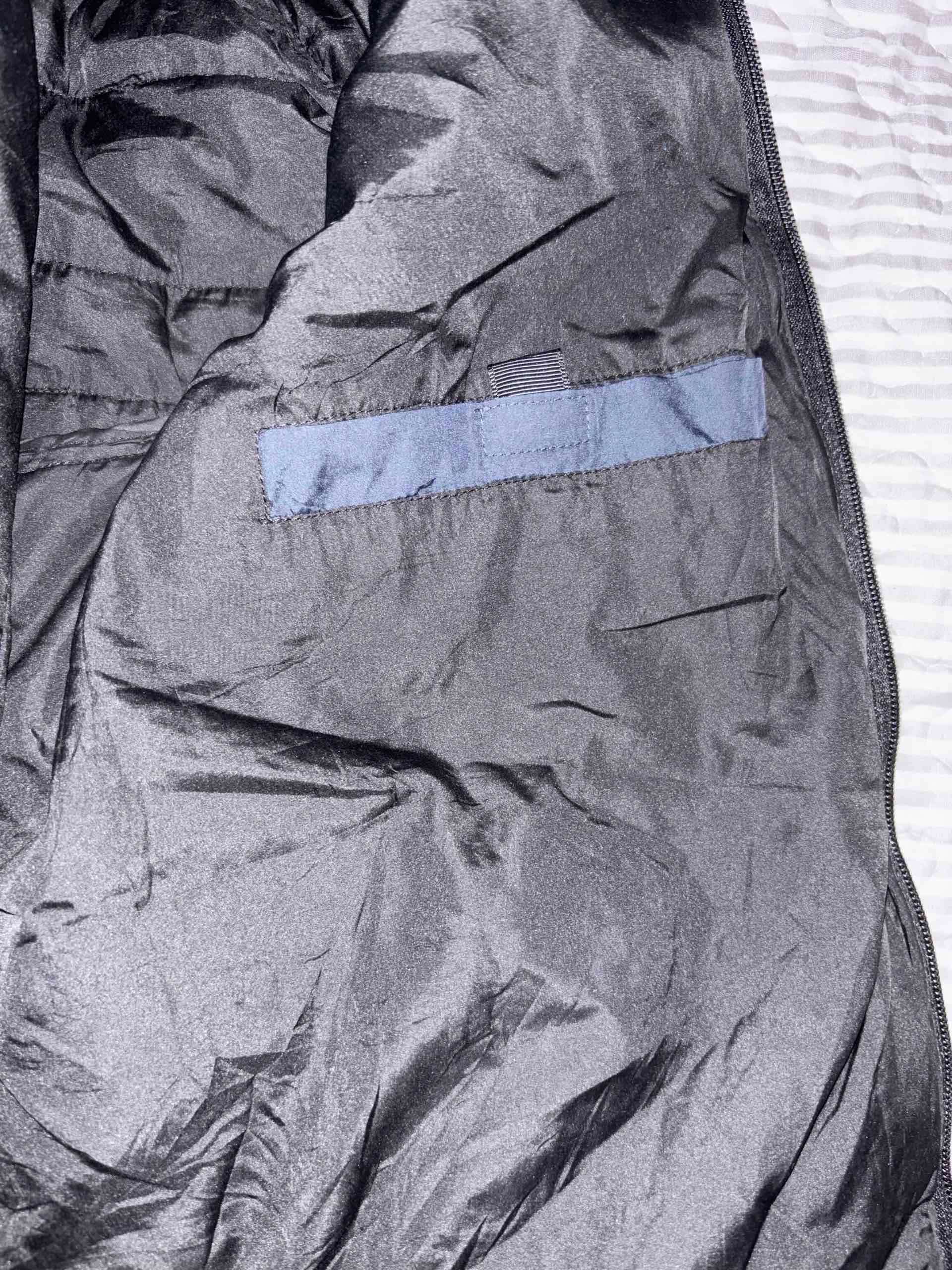 Chaqueta negra acolchada con gorro Karl Lagerfeld - miniatura 6