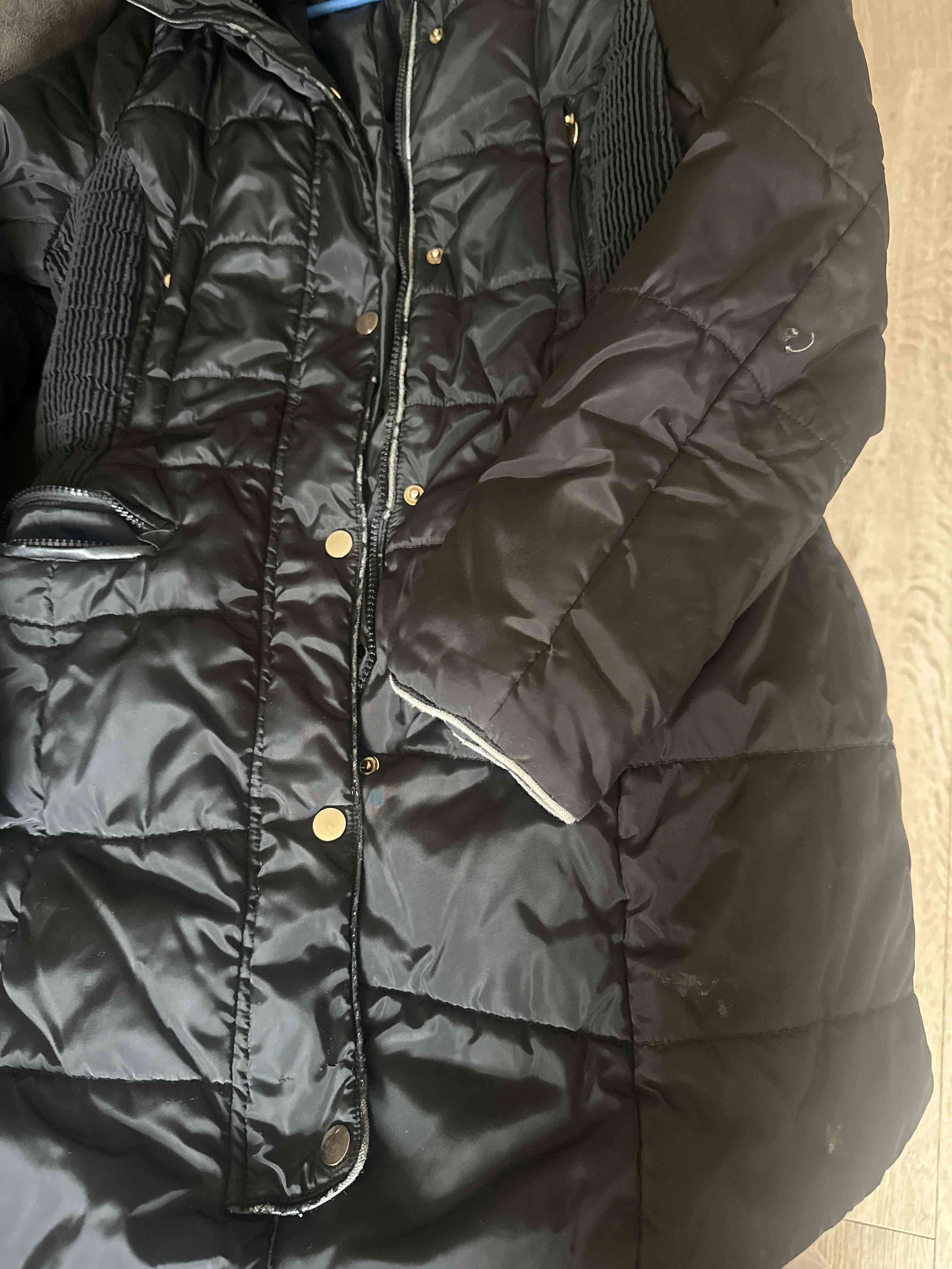 Parka negra acolchada - miniatura 2