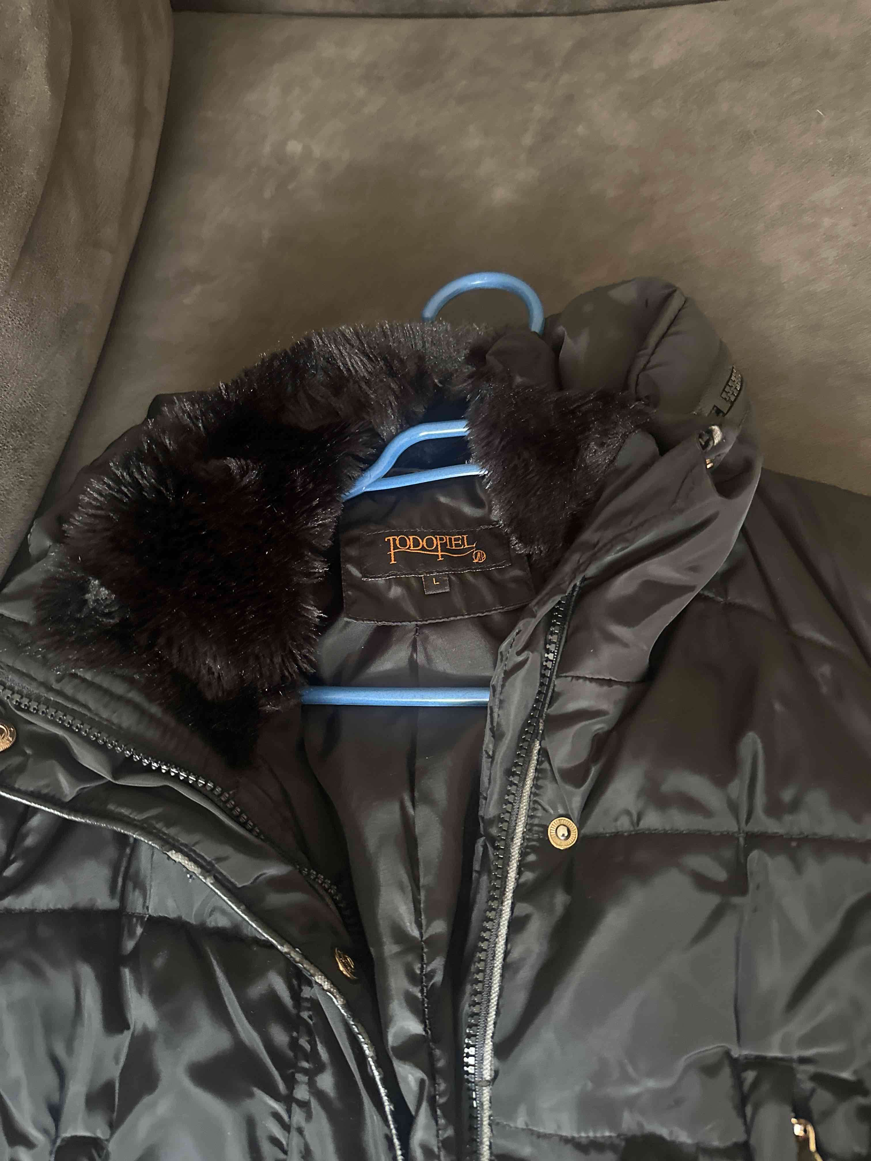 Parka negra acolchada - miniatura 3