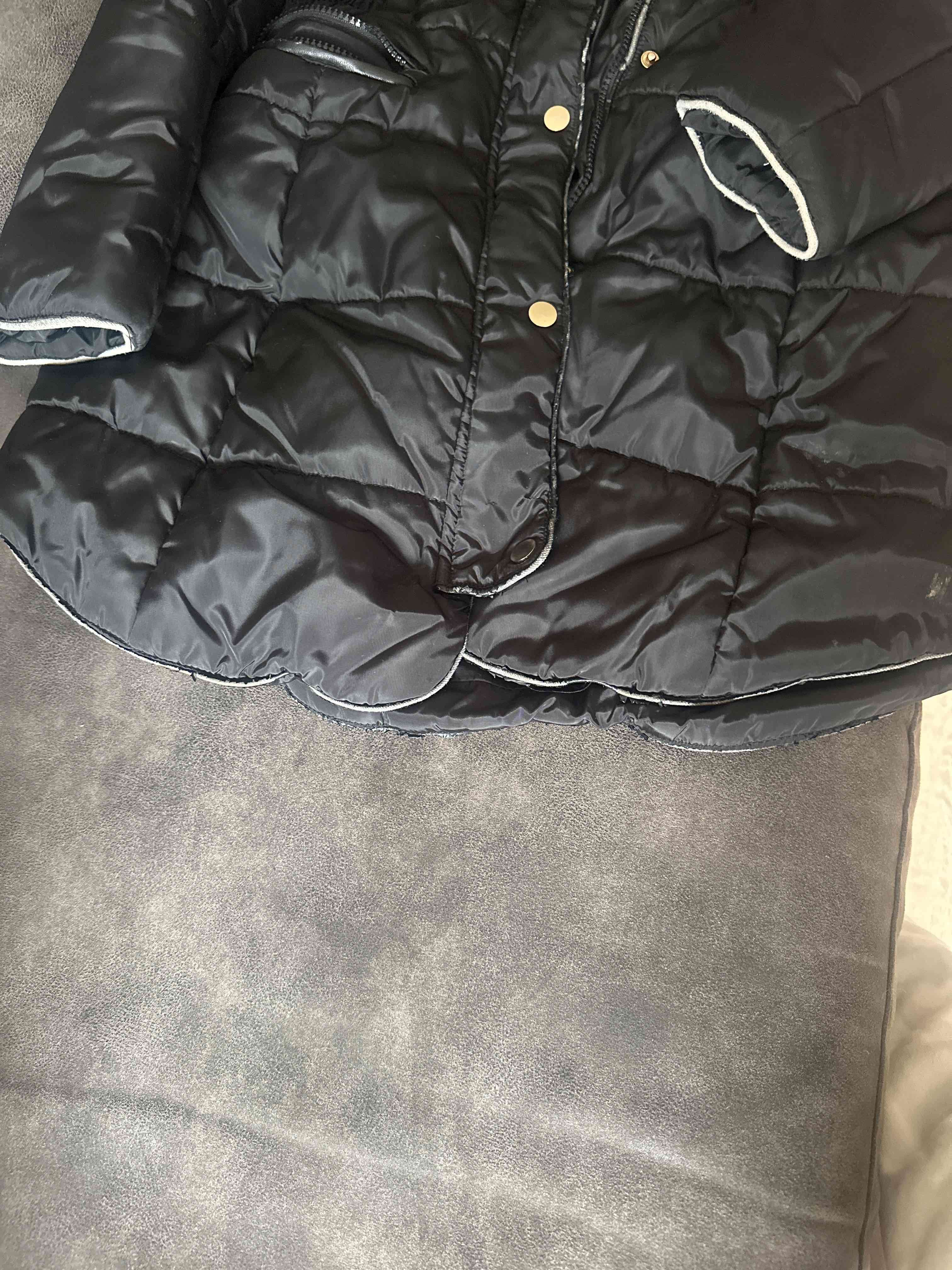 Parka negra acolchada - miniatura 4