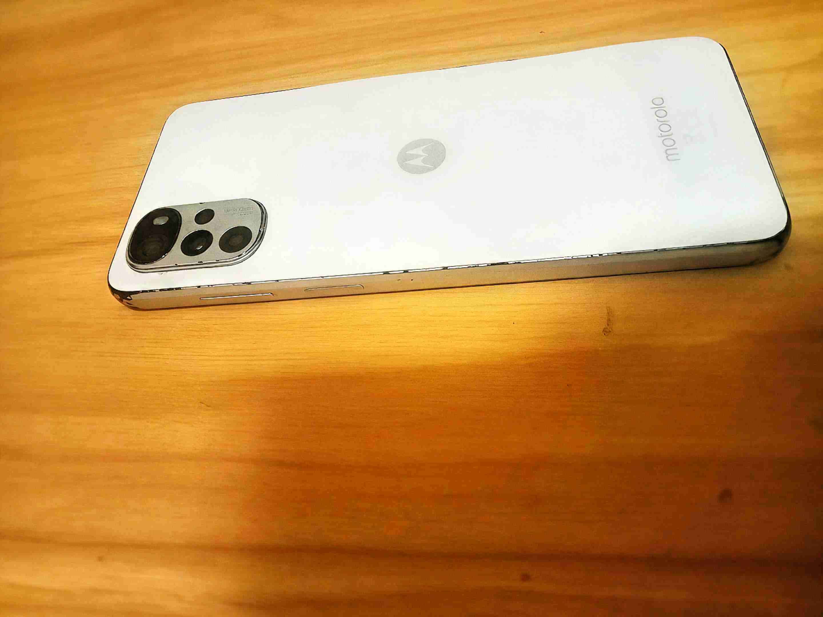 Motorola Moto G22 pantalla dañada - enciende - rep - miniatura 2