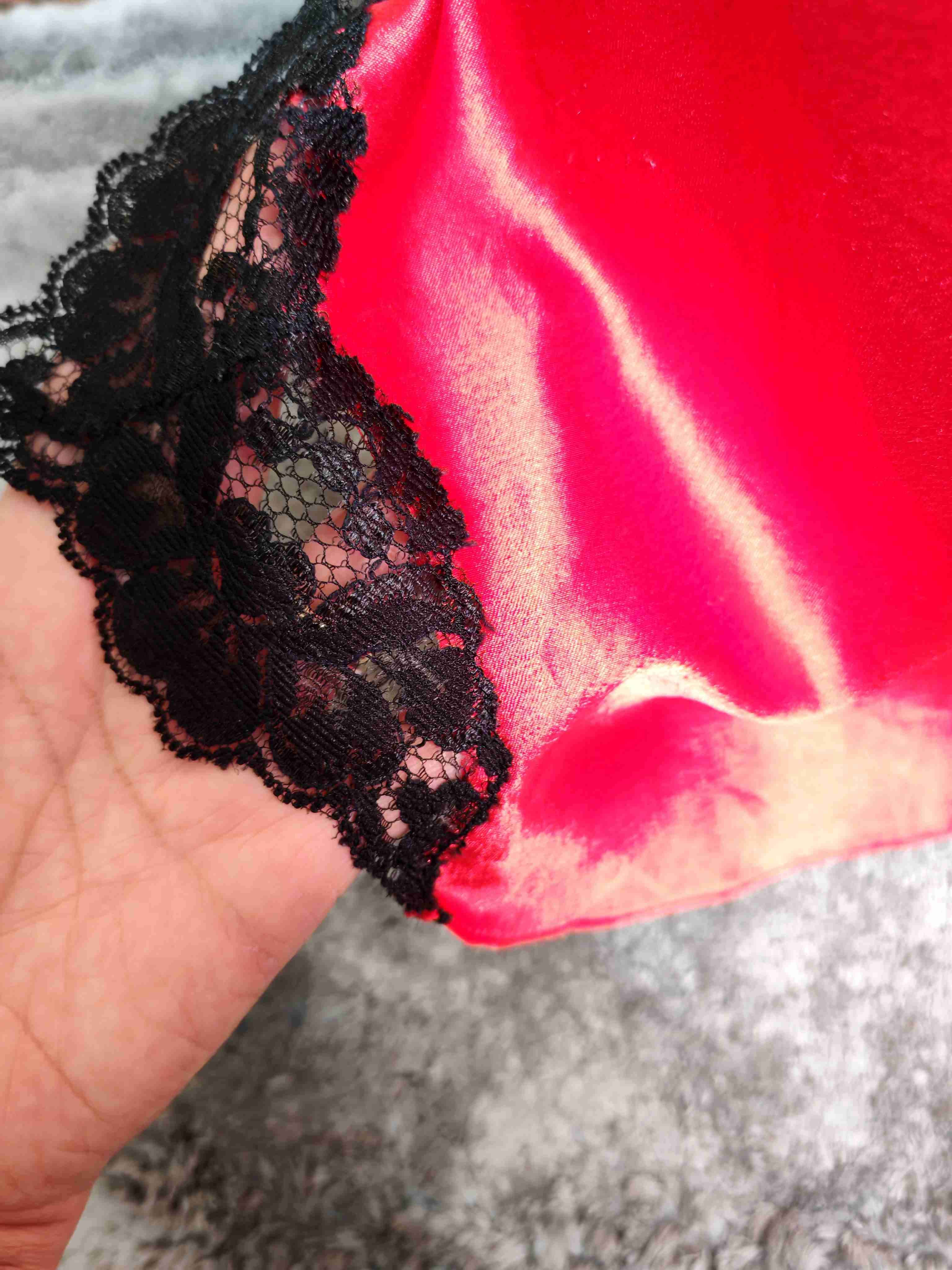 Camisón rojo con encaje negro - miniatura 4