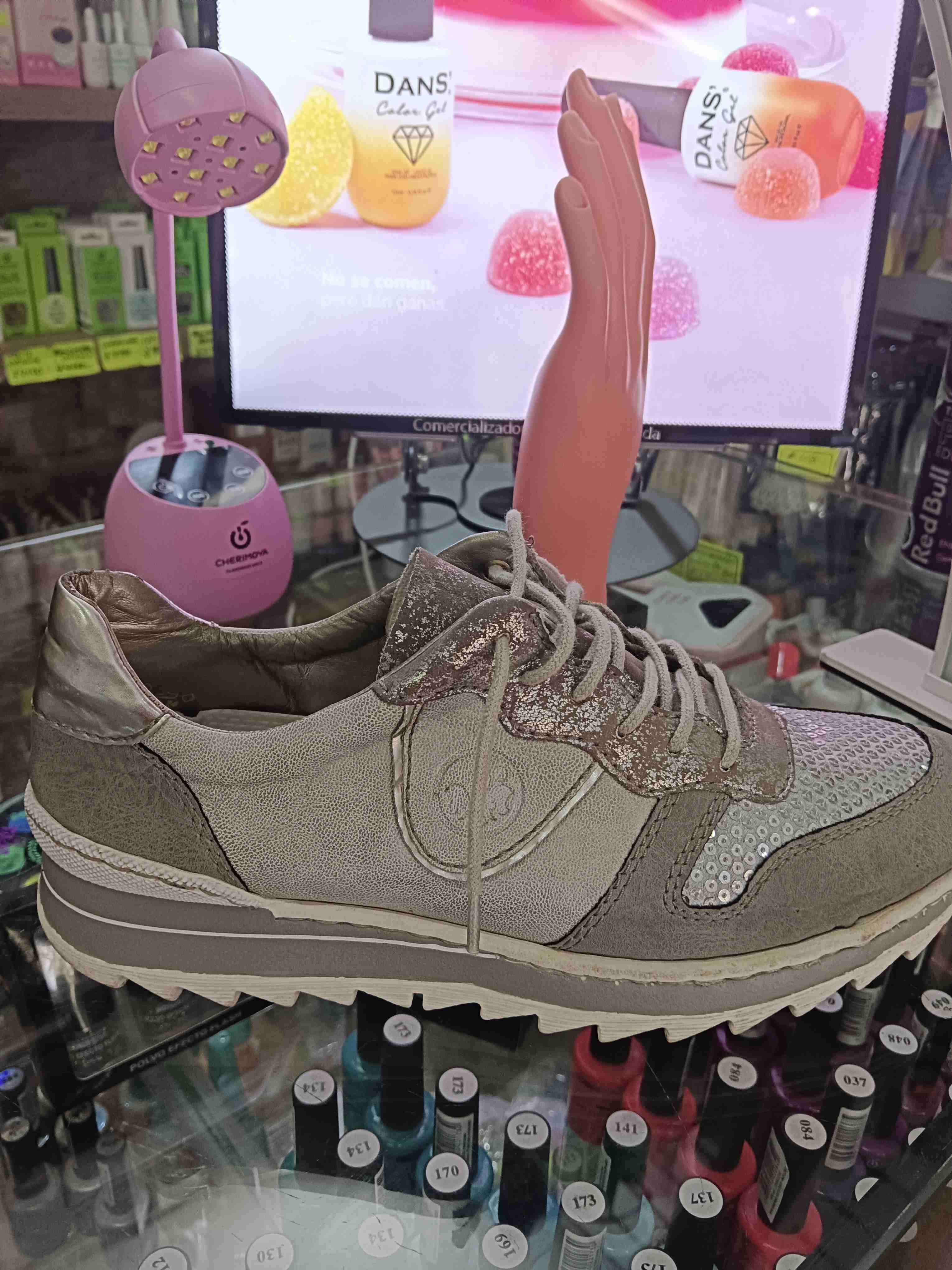 Zapatilla gris con brillo cuero riker - miniatura 2