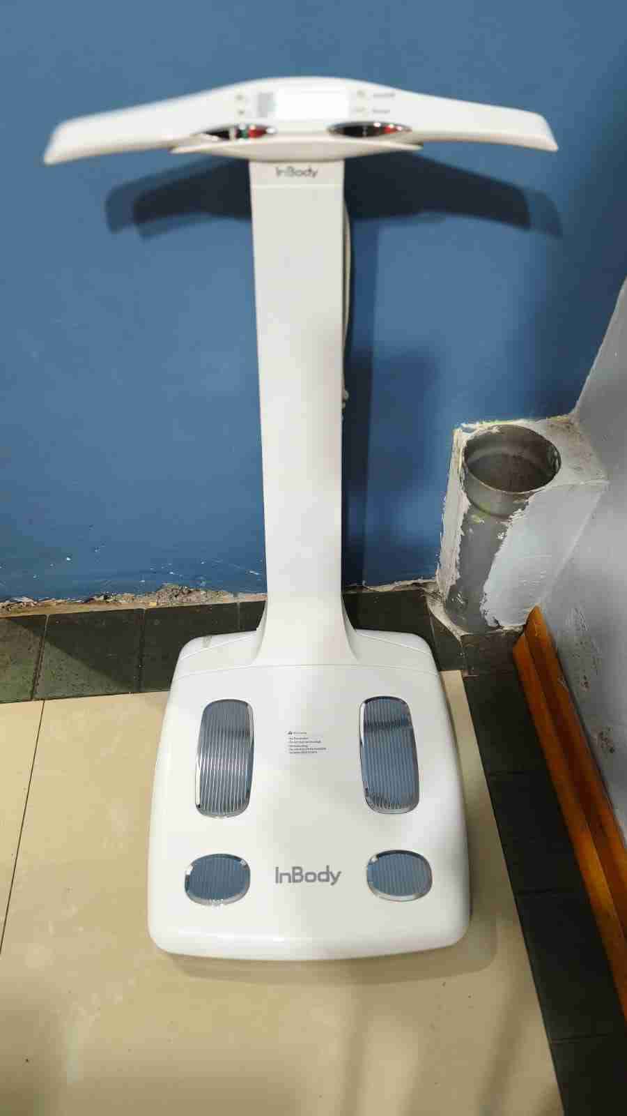 Balanza electrónica InBody - miniatura 2