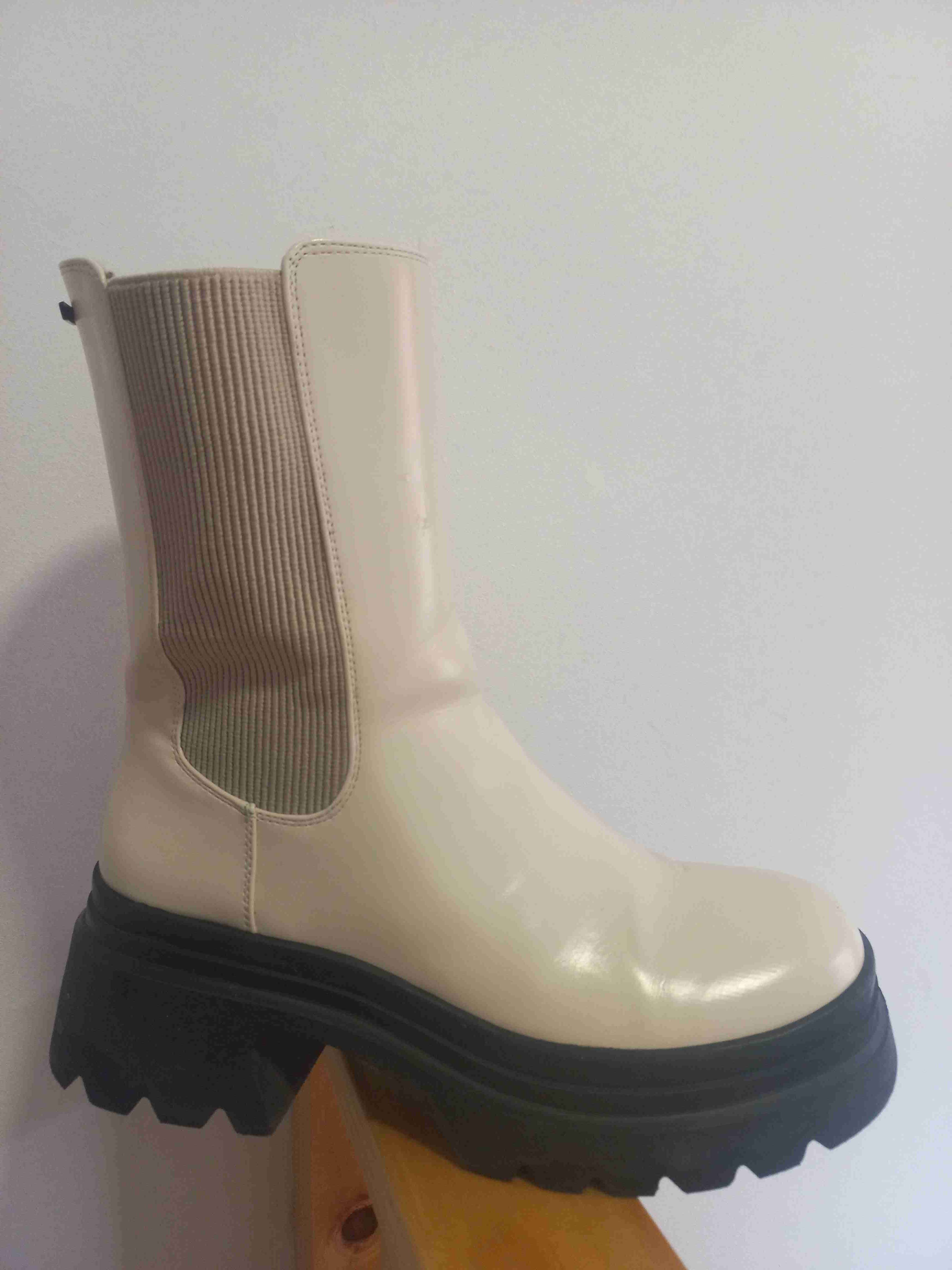 Botines beige con plataforma - miniatura 3