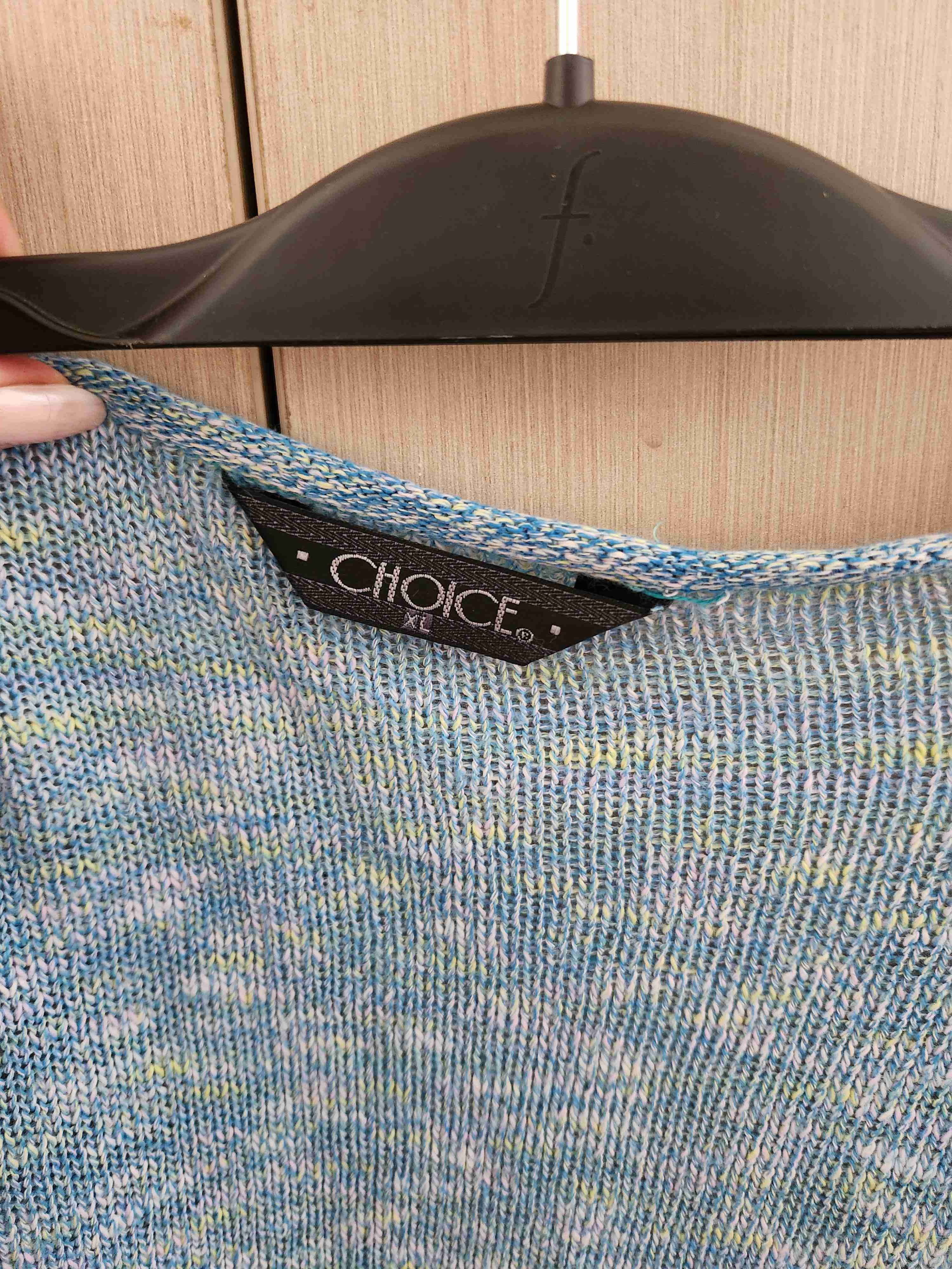 Suéter azul tejido - miniatura 3