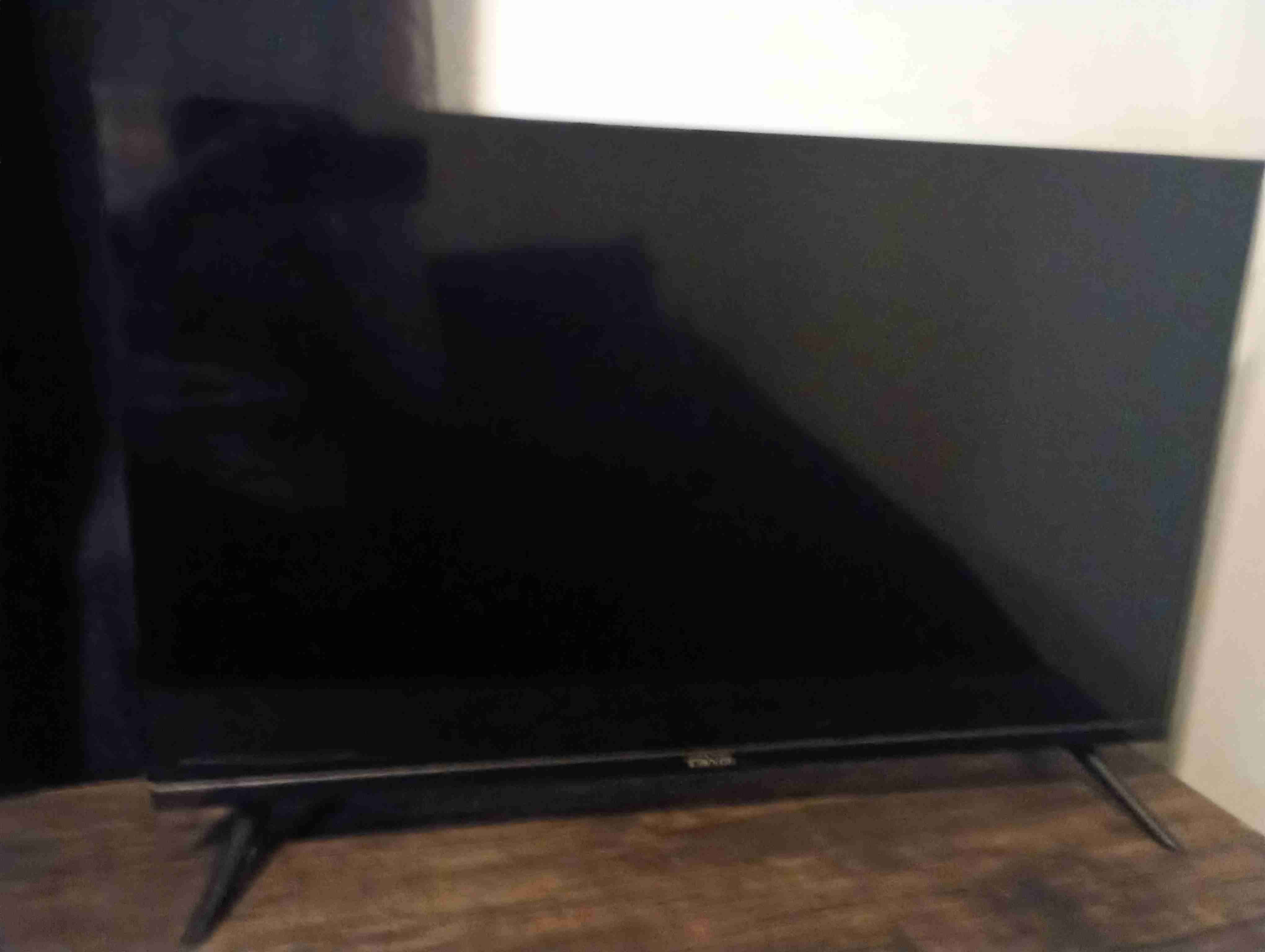 Televisor Caixun 32 pulgadas - miniatura 3