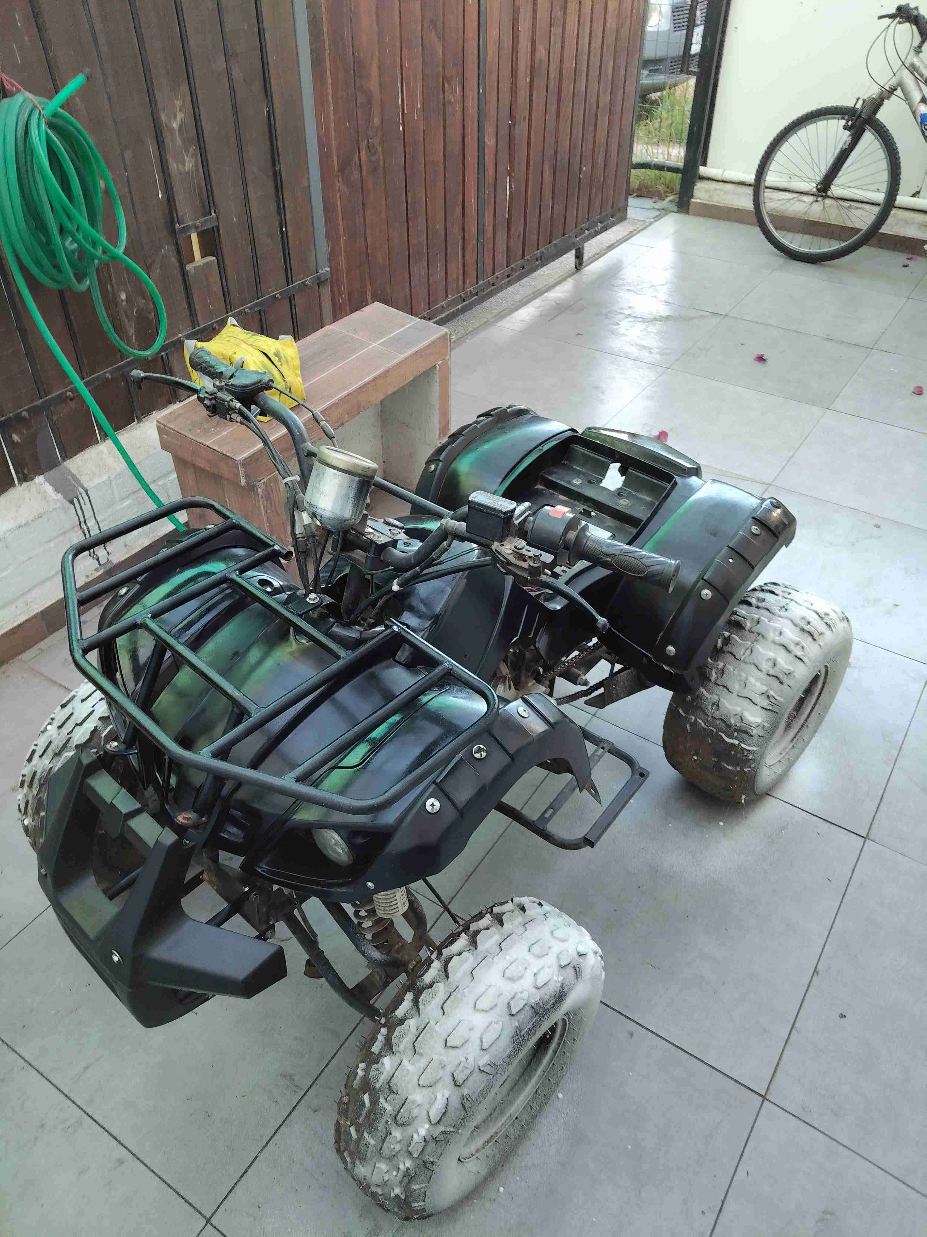 Vendo casco de moto ,cama elástica,y cuatrimoto - miniatura 3