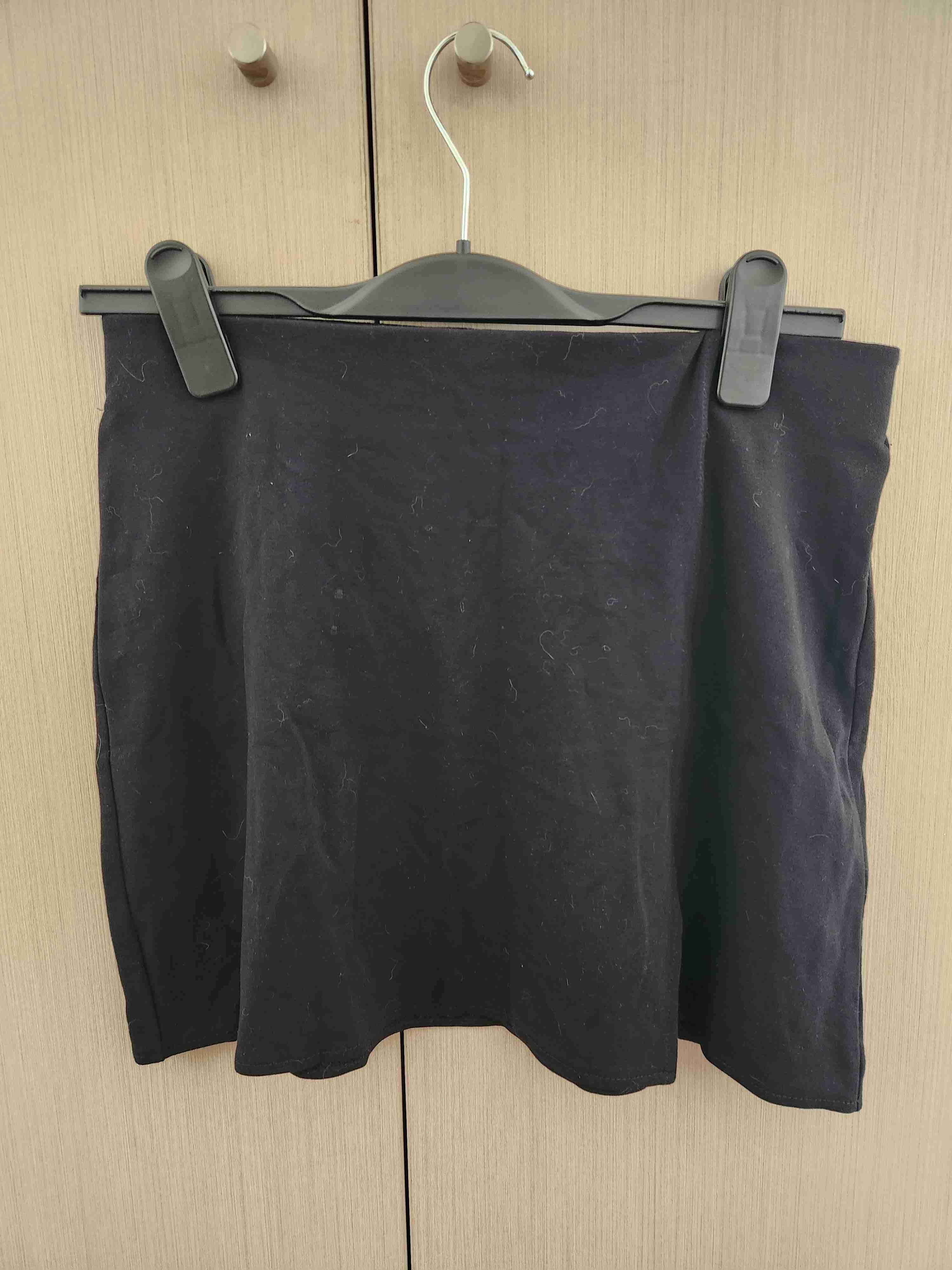 Falda negra básica - miniatura 1