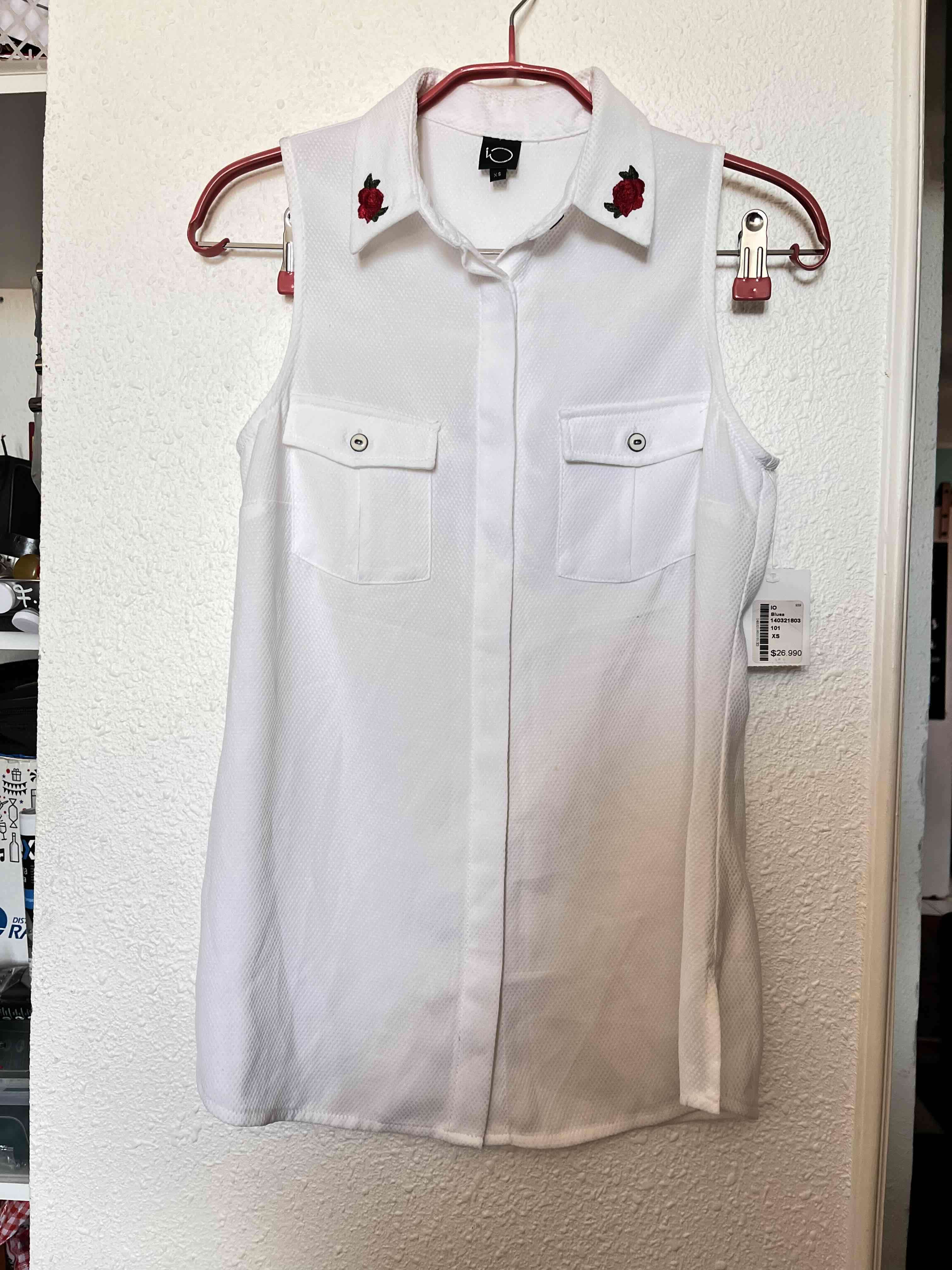 Blusa blanca iO talla XS nueva - miniatura 6