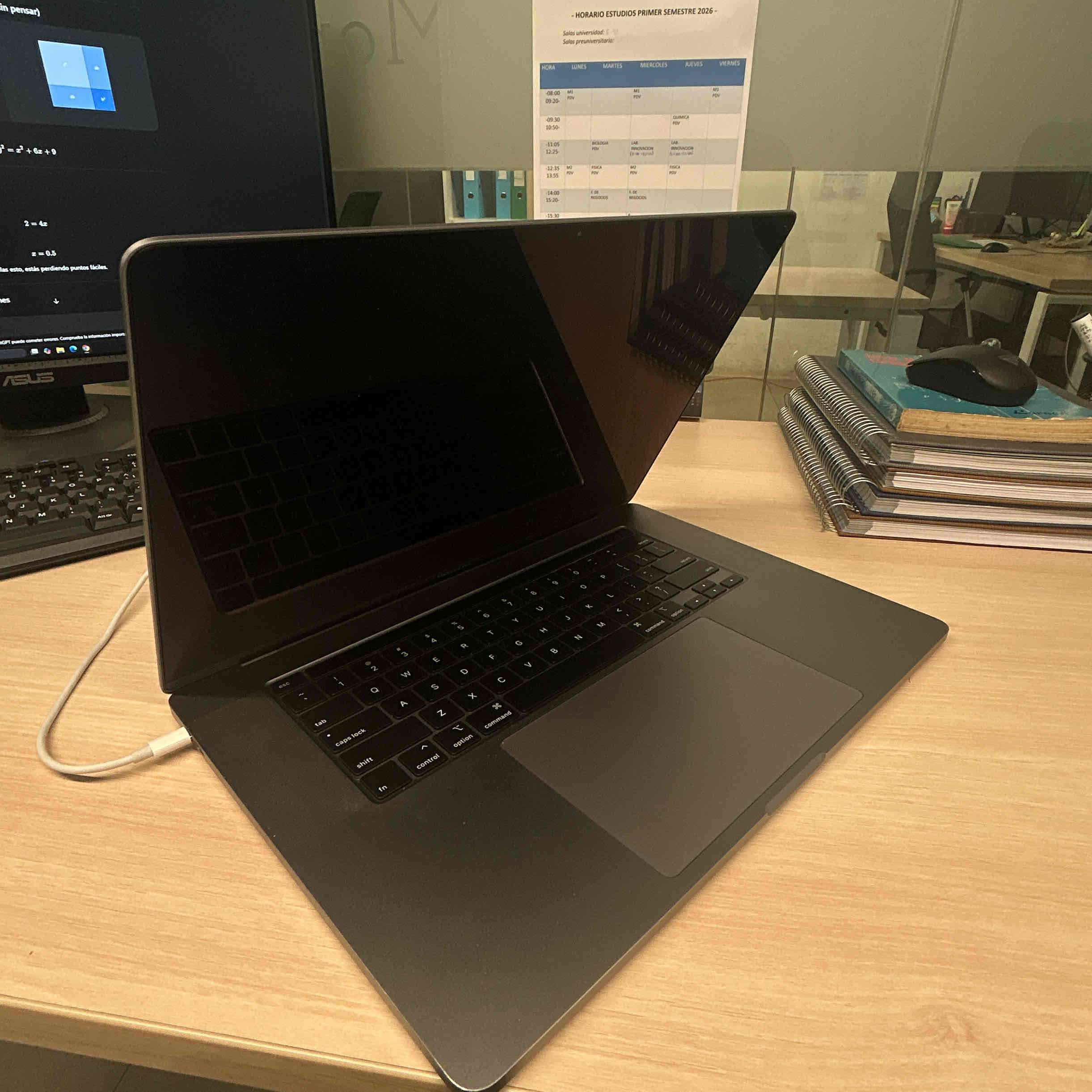Macbook pro 16' en muy buen estado... - miniatura 3