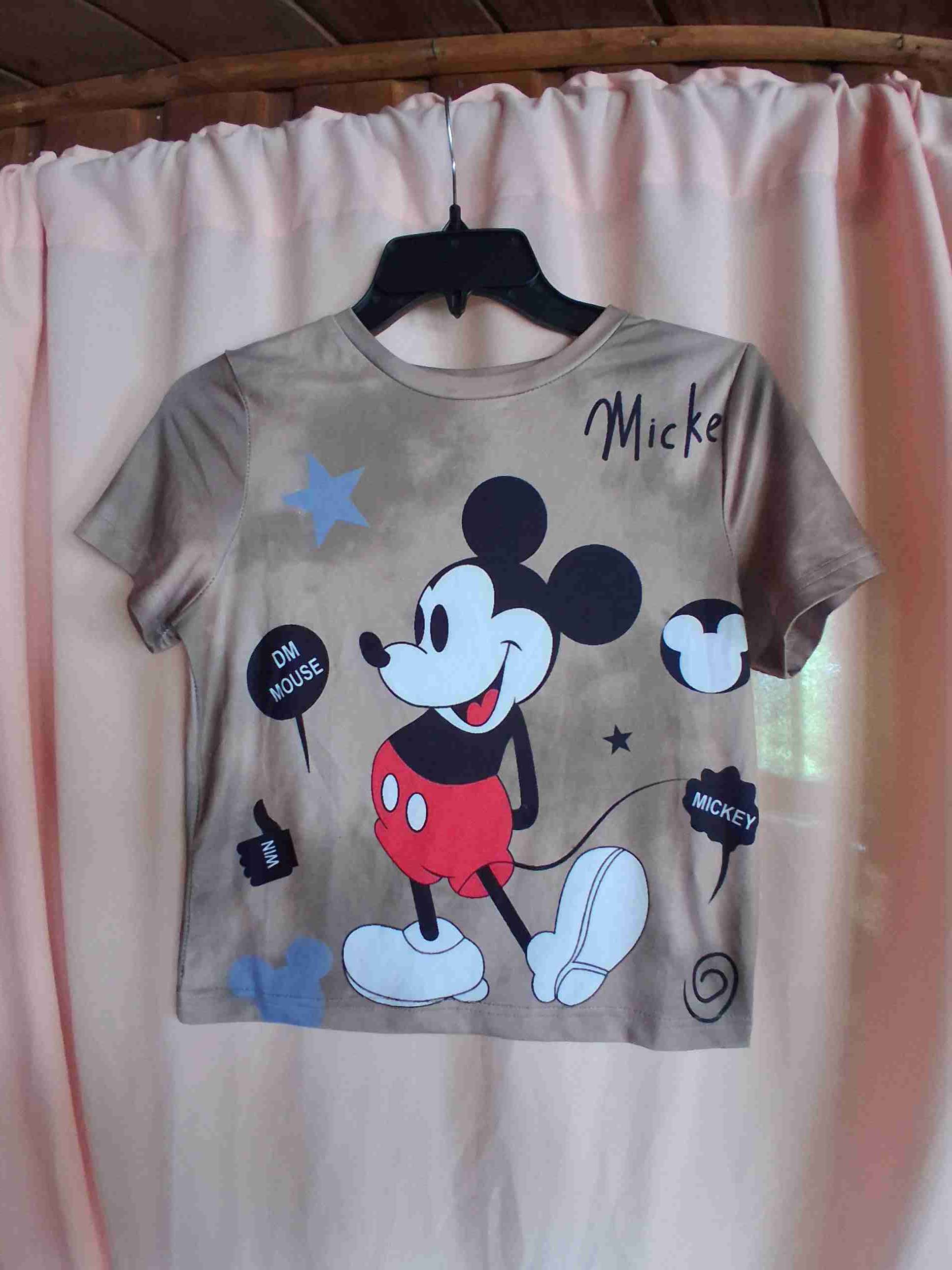 Chaqueta morada con capucha - miniatura 3