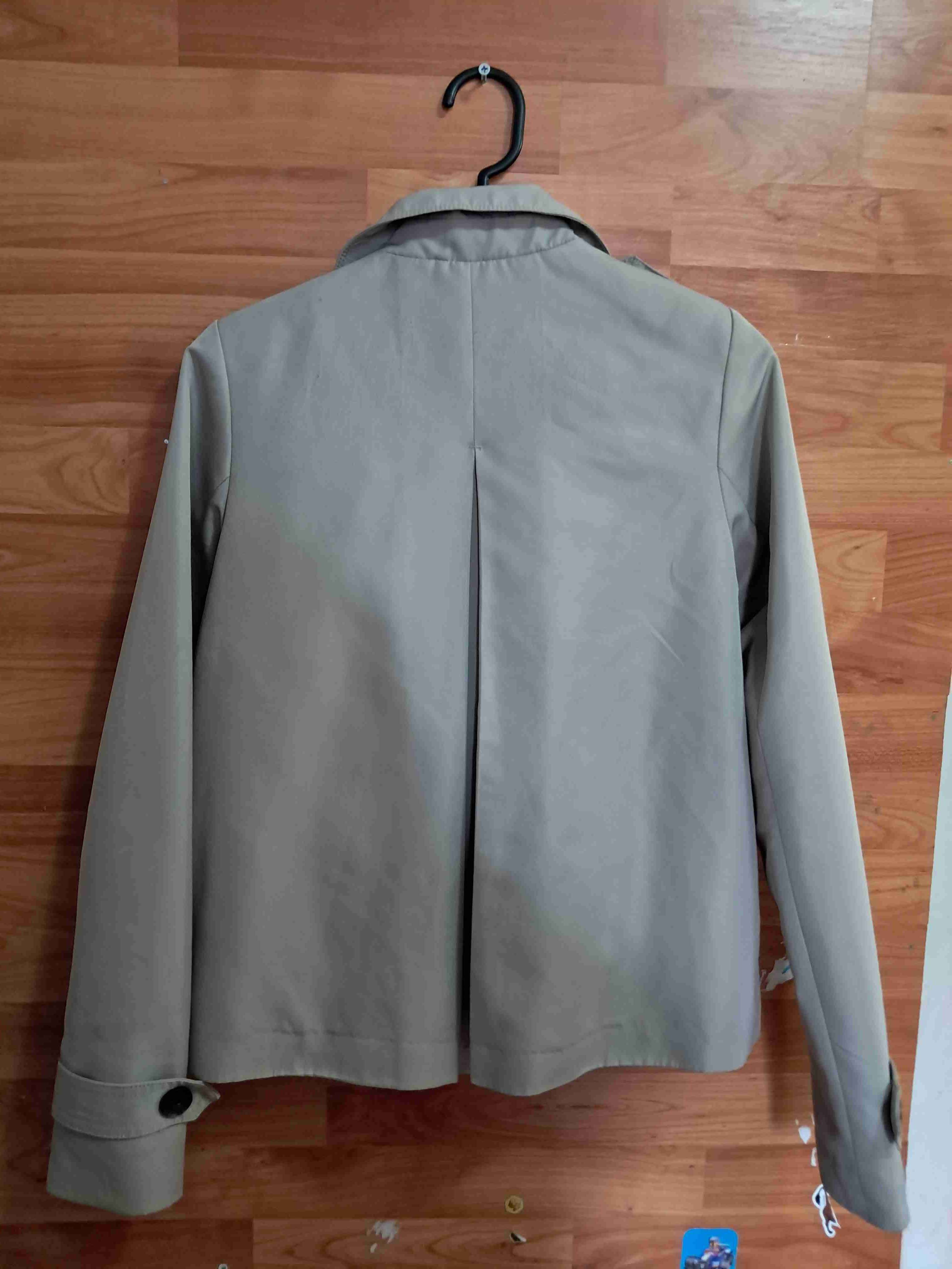 Abrigo beige Vila con botones - miniatura 2