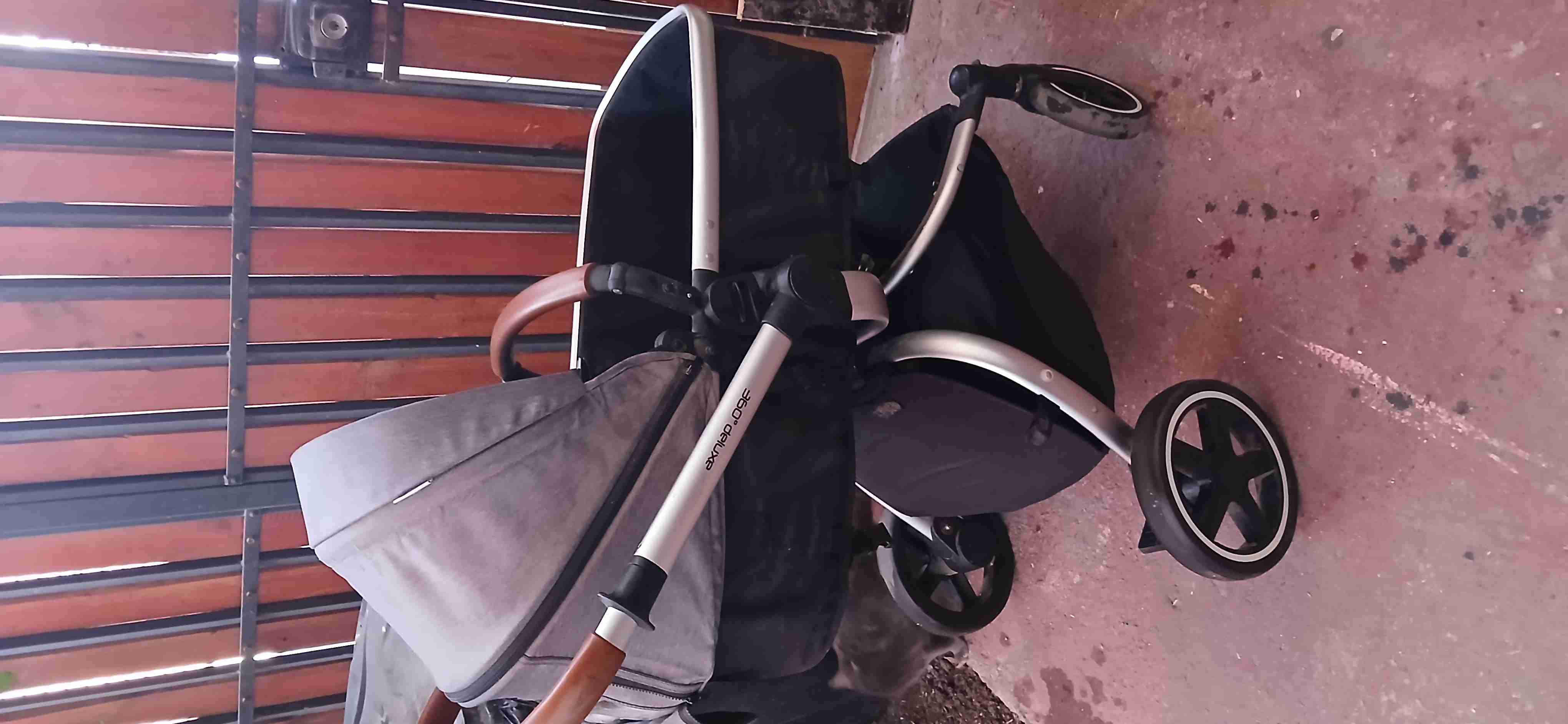 Coche de bebé 360° Deluxe - miniatura 3