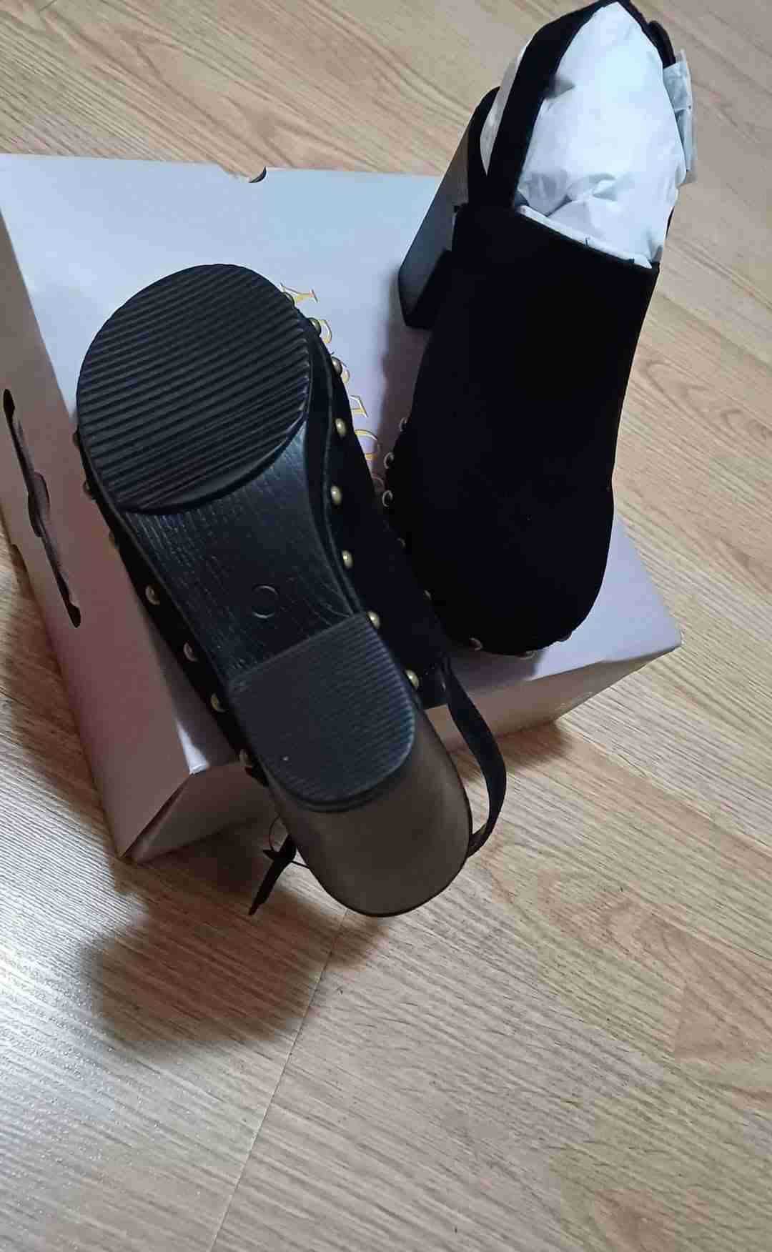 Zuecos marrones con tacón - miniatura 6