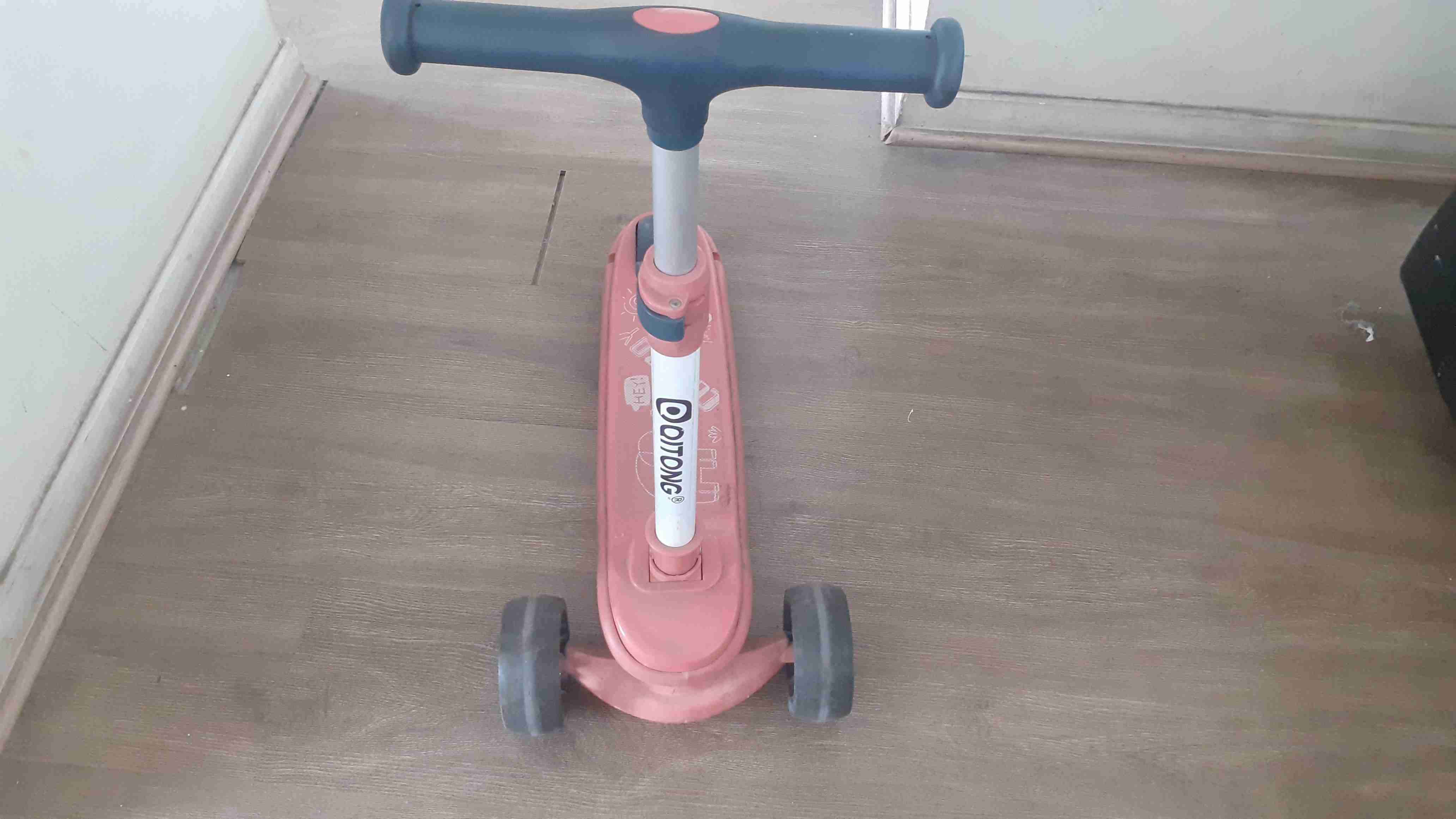 Scooter infantil rosado qitong - miniatura 1