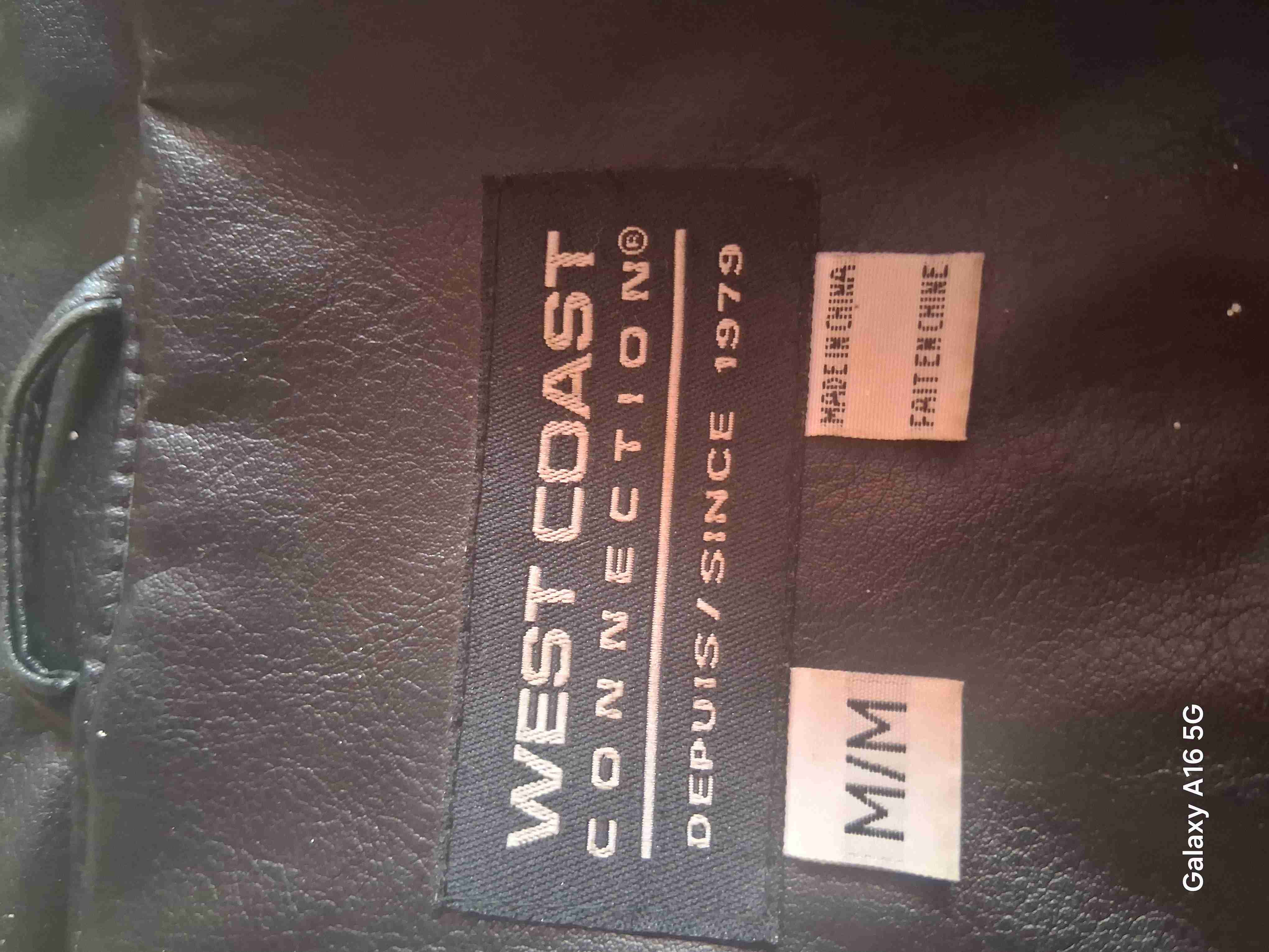 Chaqueta de cuero negra - miniatura 6