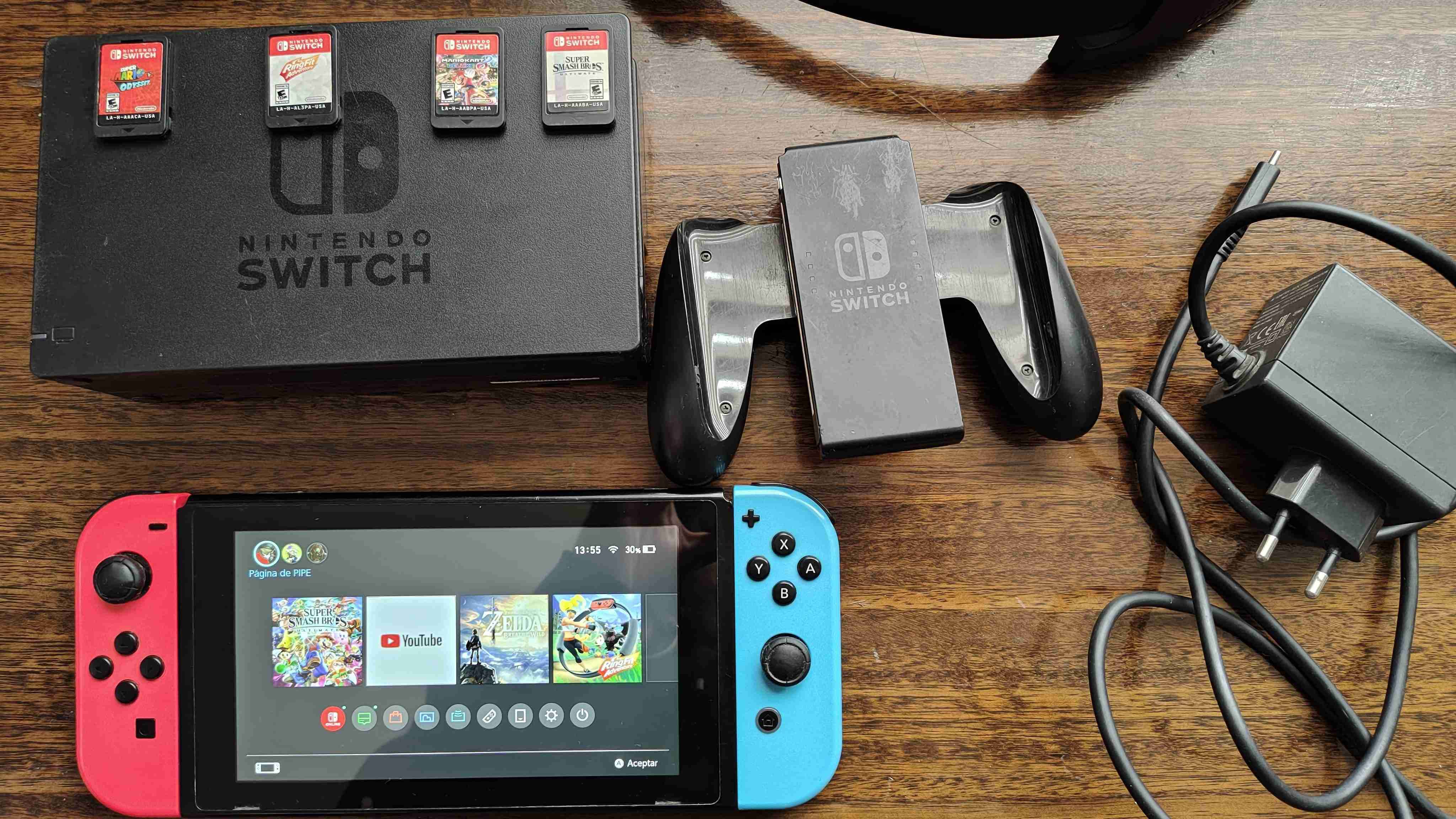 Consola Nintendo Switch con accesorios - miniatura 4