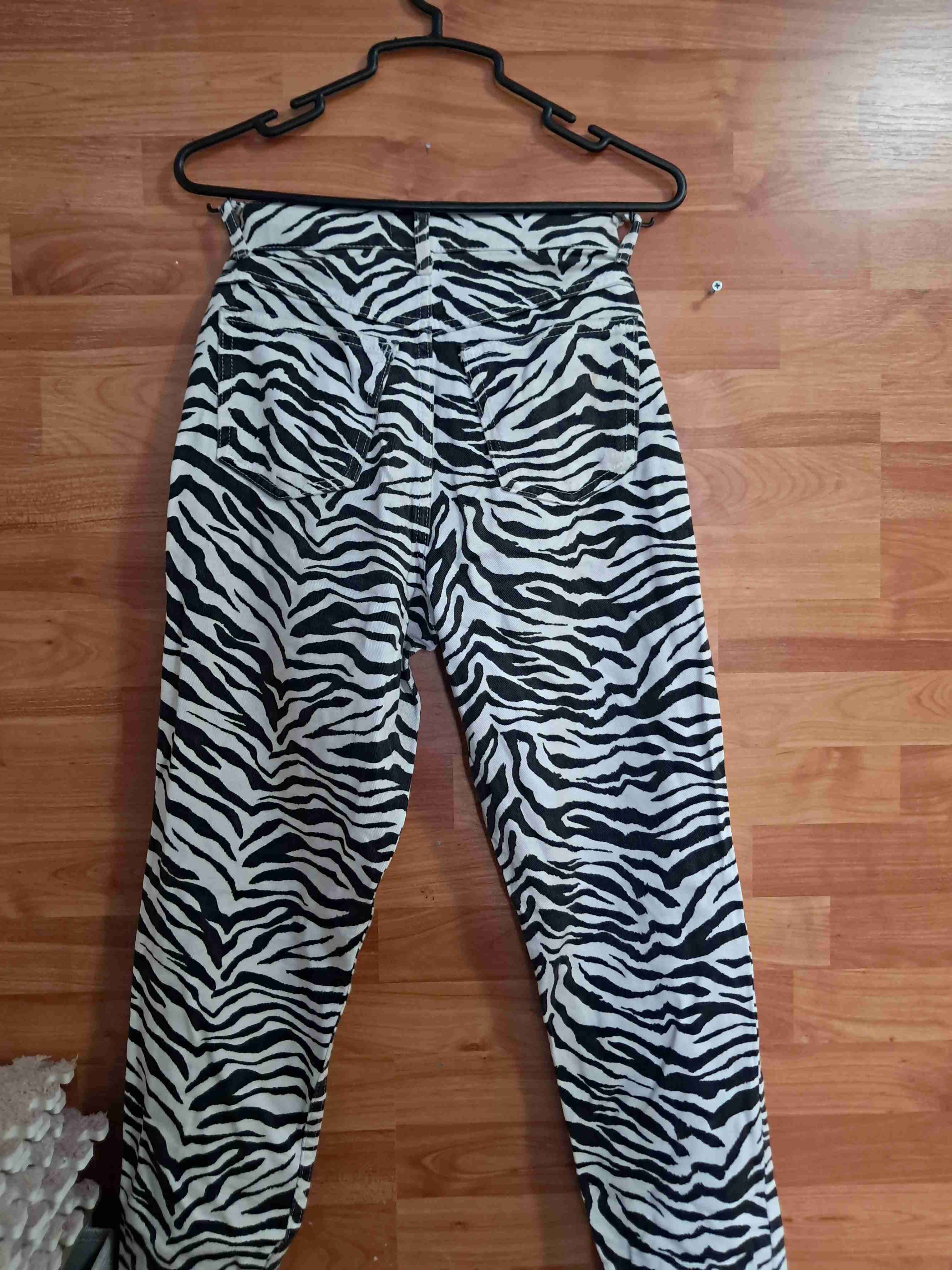 Pantalones animal print cebra - miniatura 2