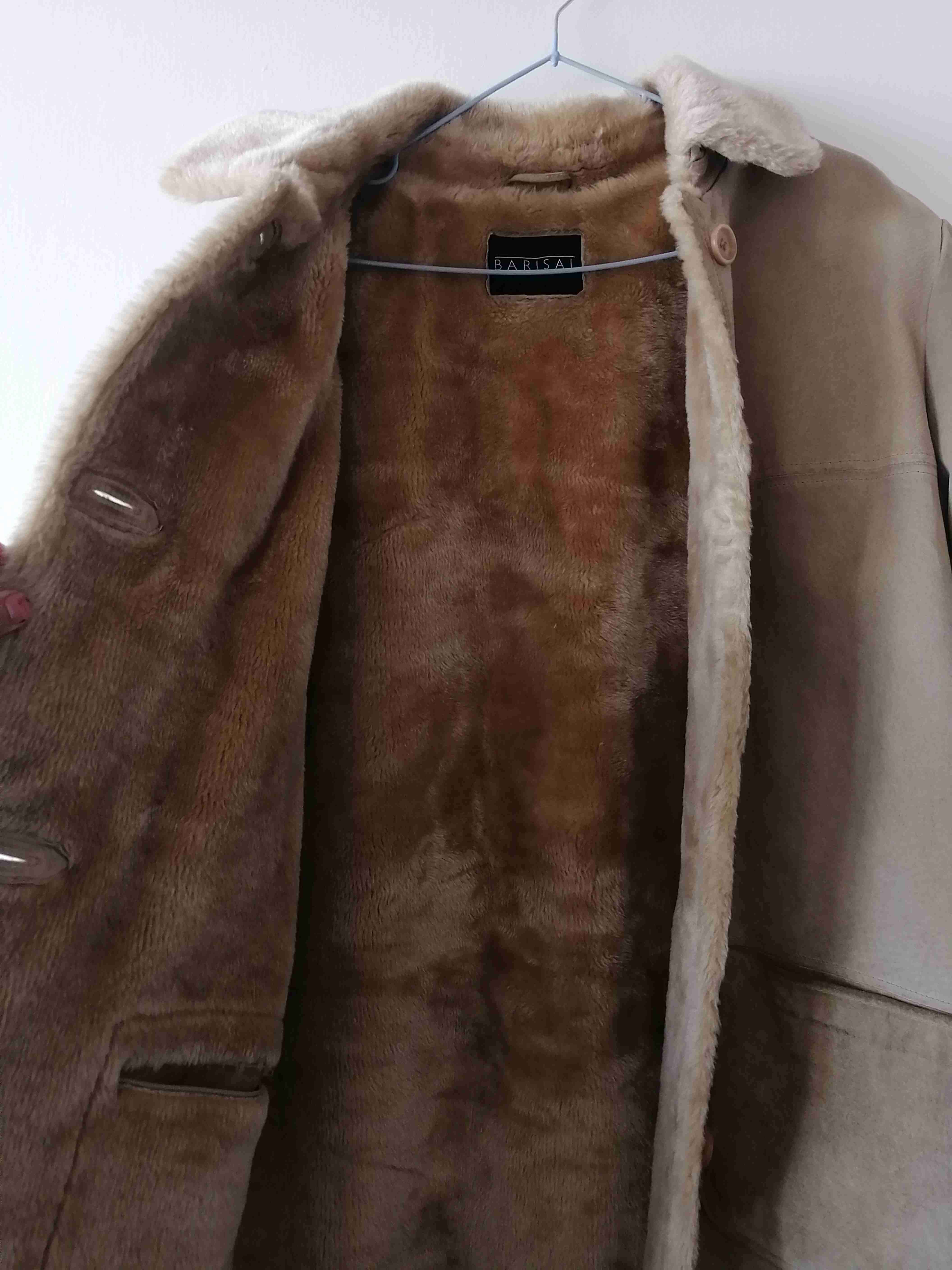 Abrigo beige con forro de piel - miniatura 5