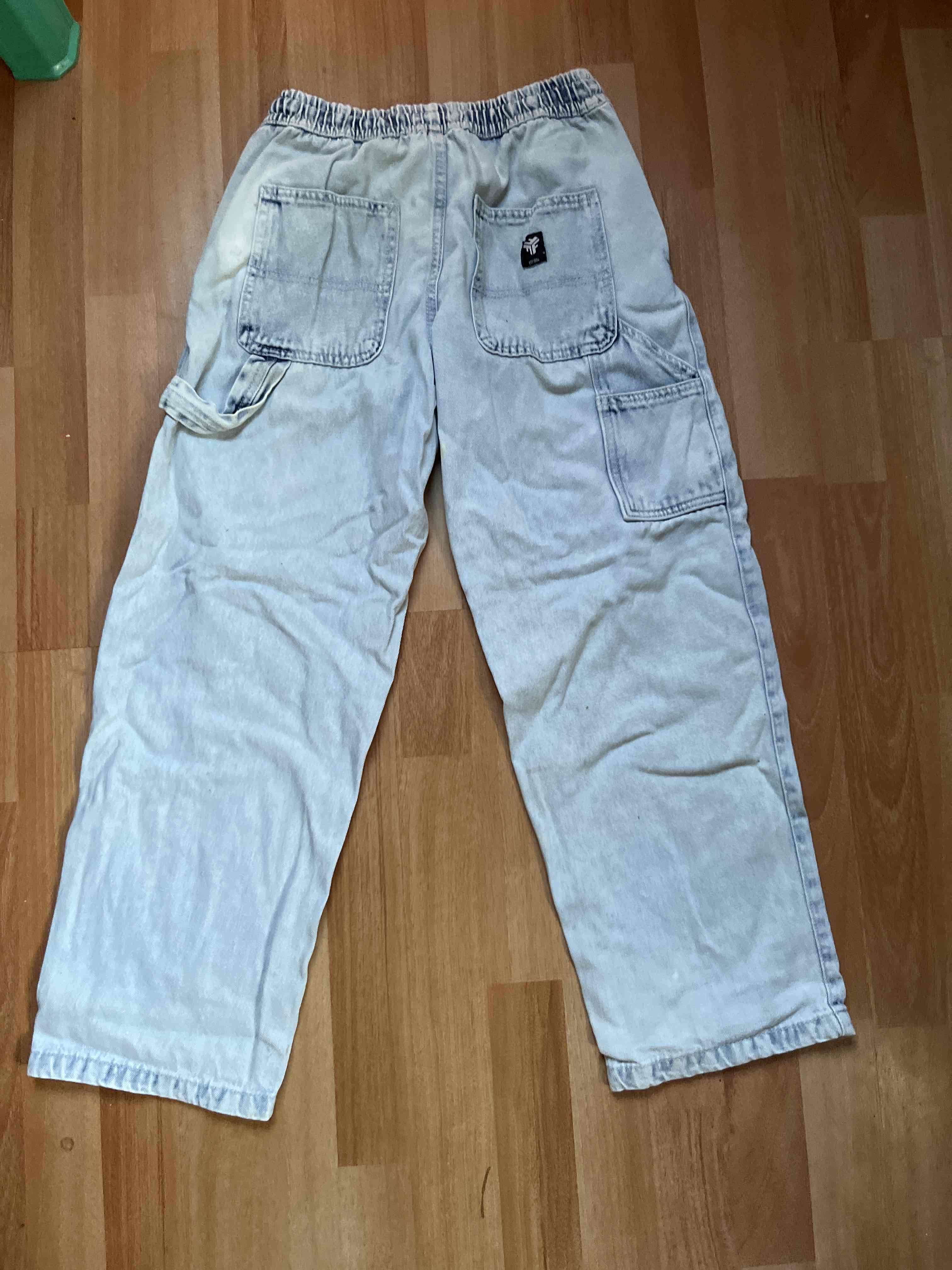 Jeans Baggy con pequeñas manchas de cloro talla 12 - miniatura 4