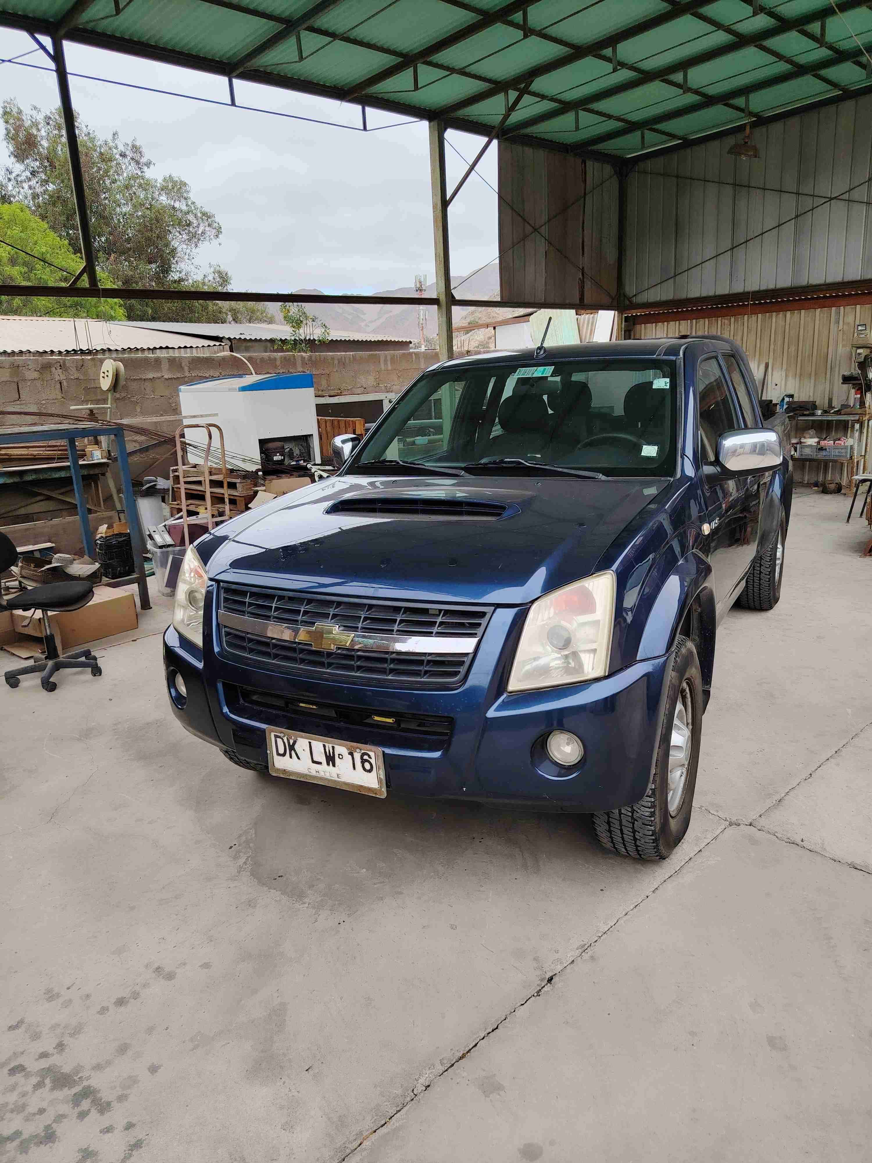 Camioneta pickup azul - miniatura 5