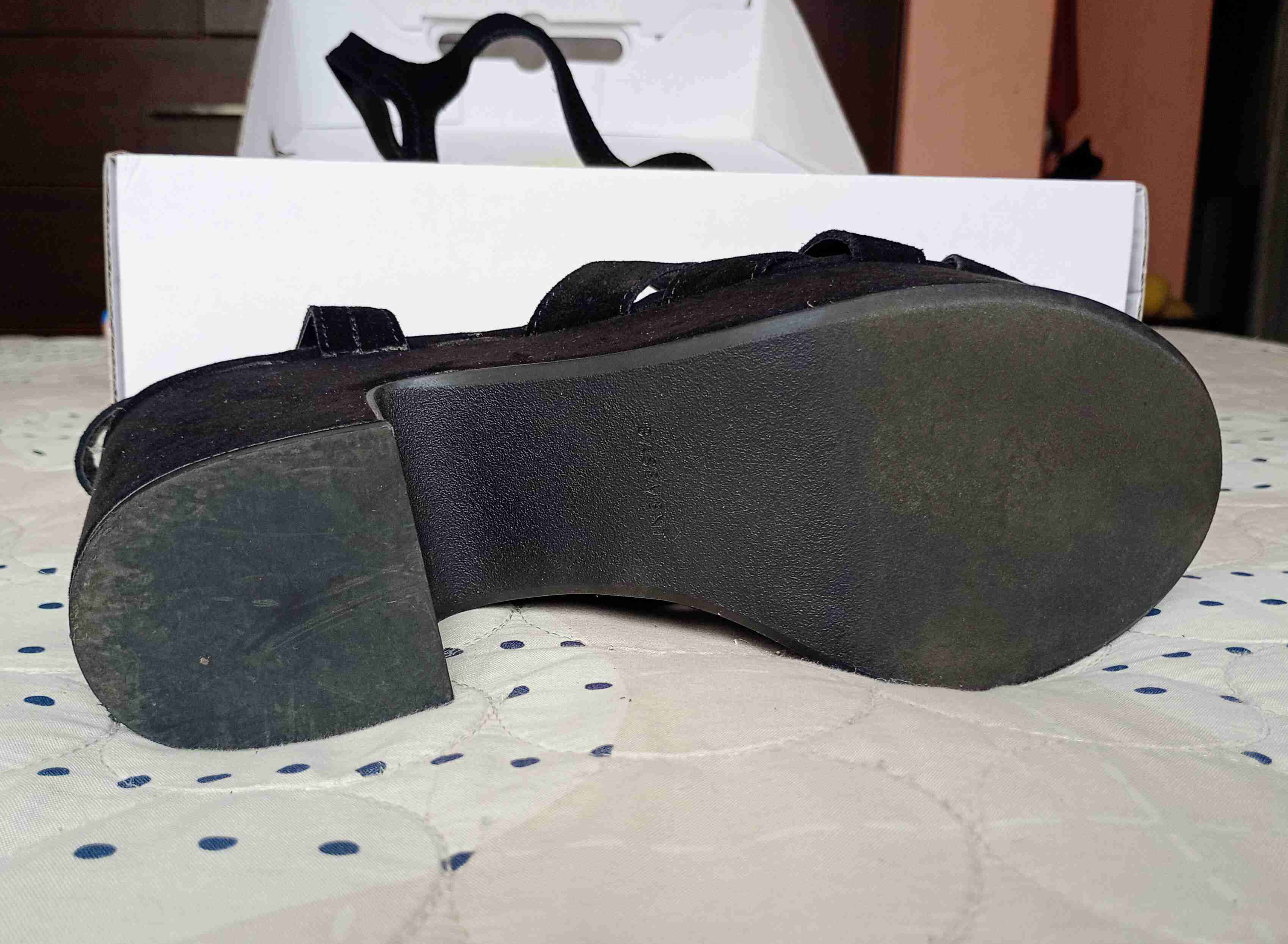 Sandalias negras de tacón alto marca Basement - miniatura 3