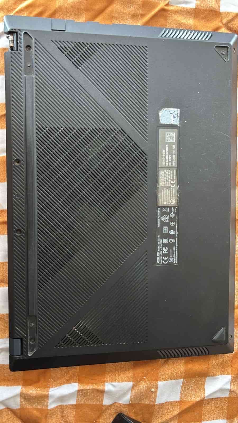 Notebook ASUS x571GT - miniatura 3