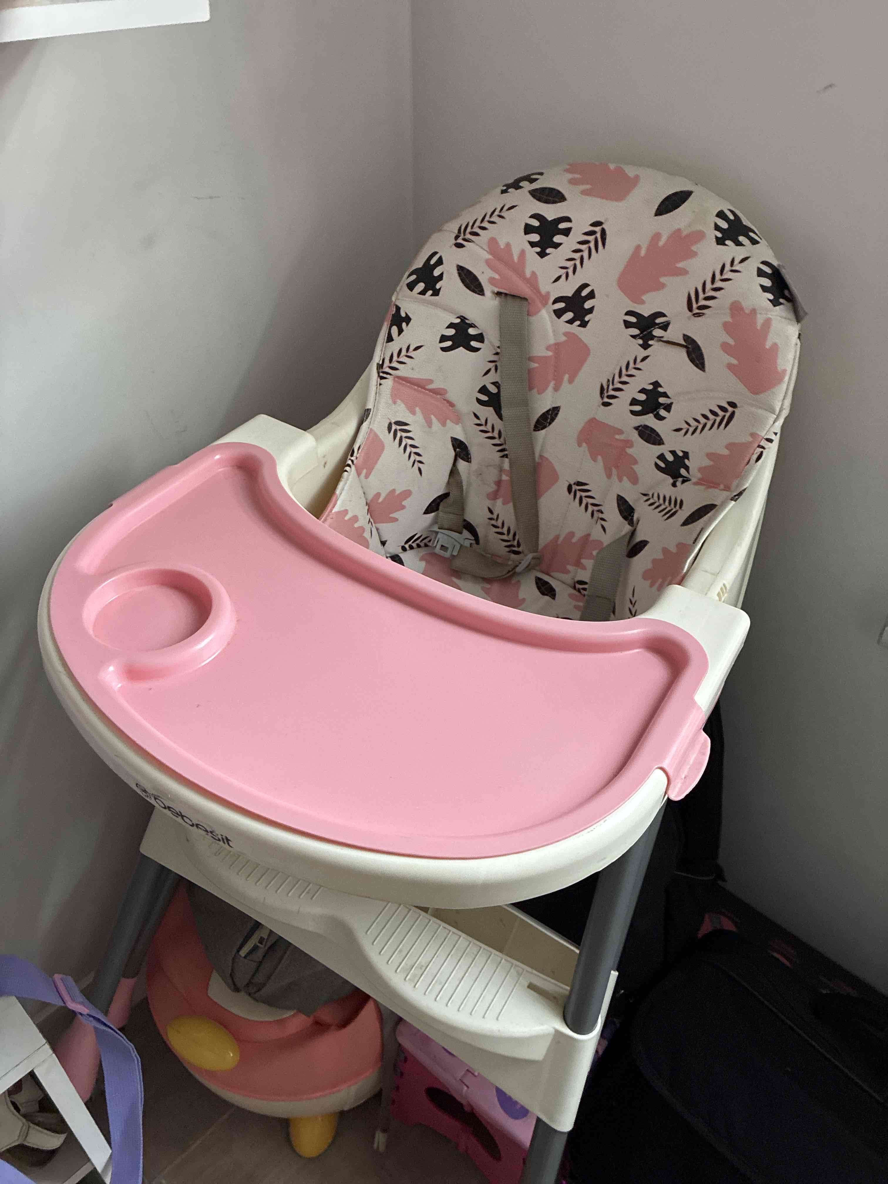 Silla alta para bebé con diseño - miniatura 2