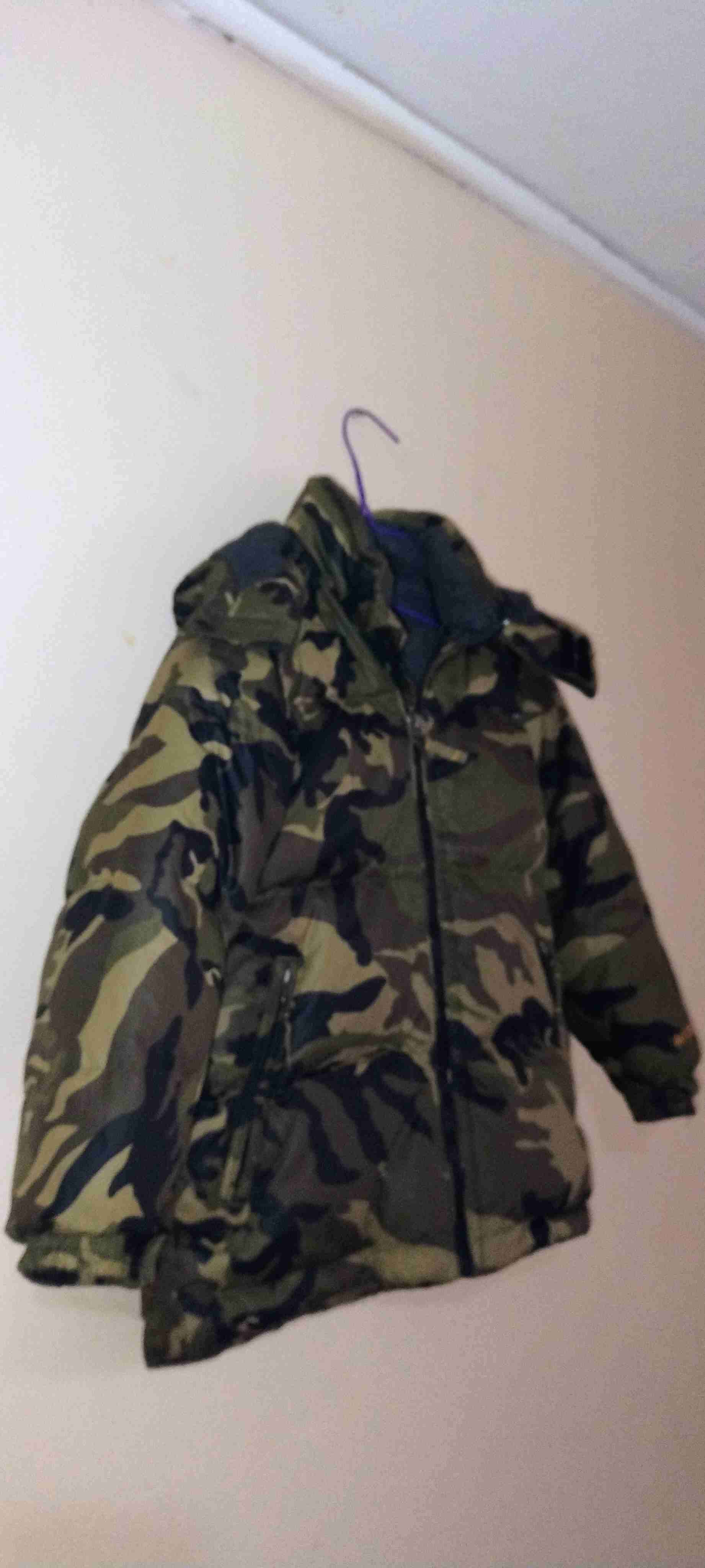 Chaqueta camuflada de invierno - miniatura 4