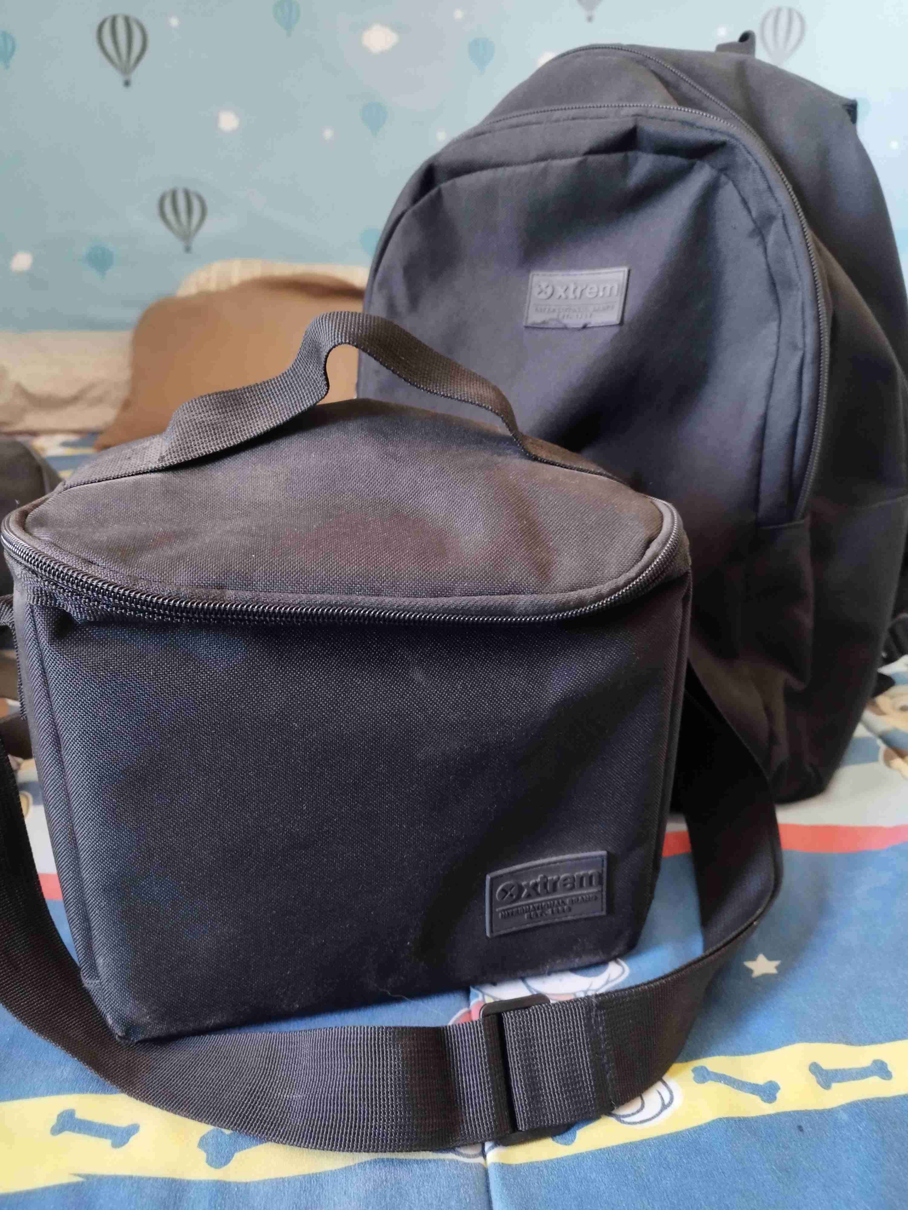 Mochila negra Xtrem con lonchera - miniatura 1