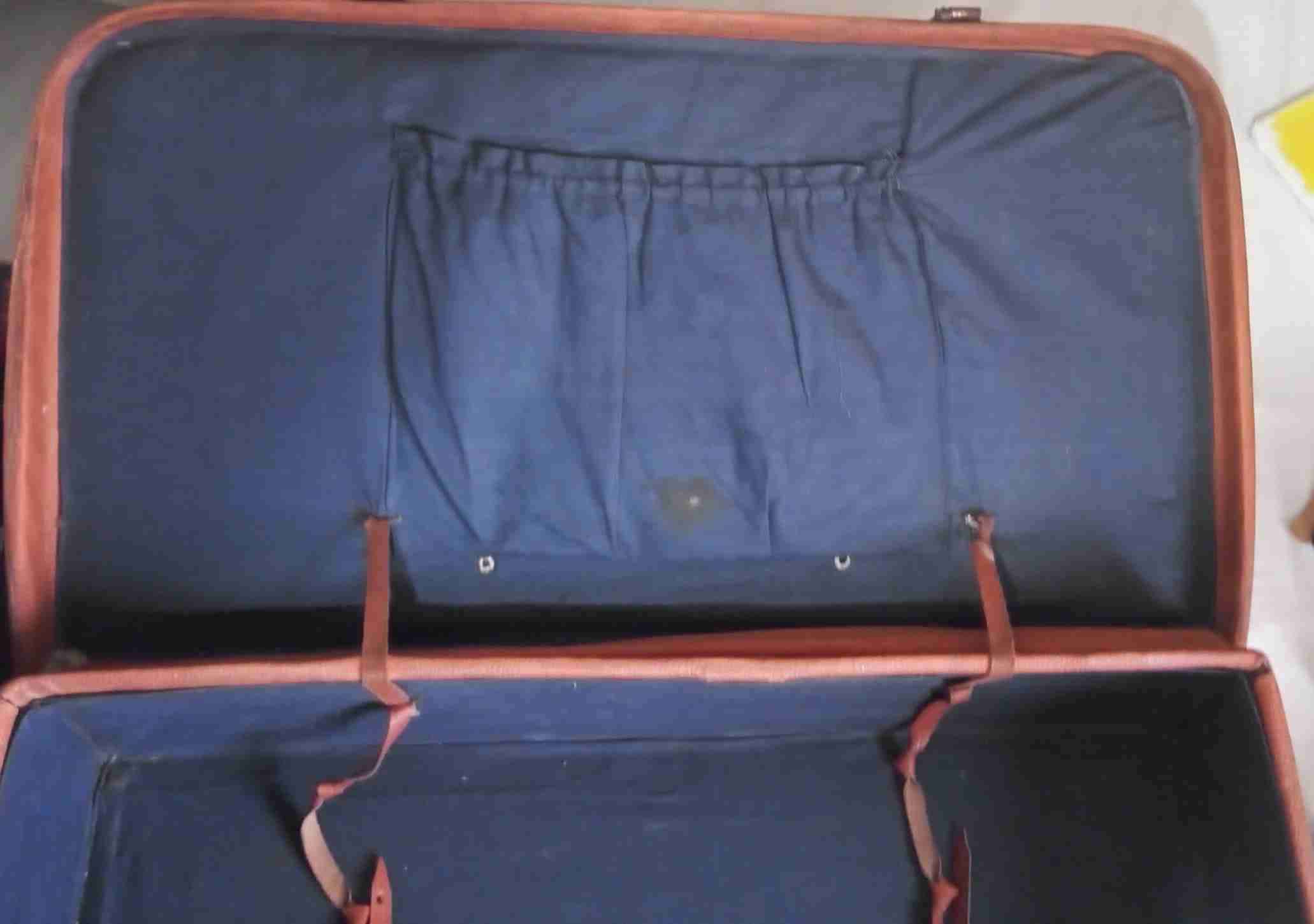 Maleta vintage de cuero marrón - miniatura 3