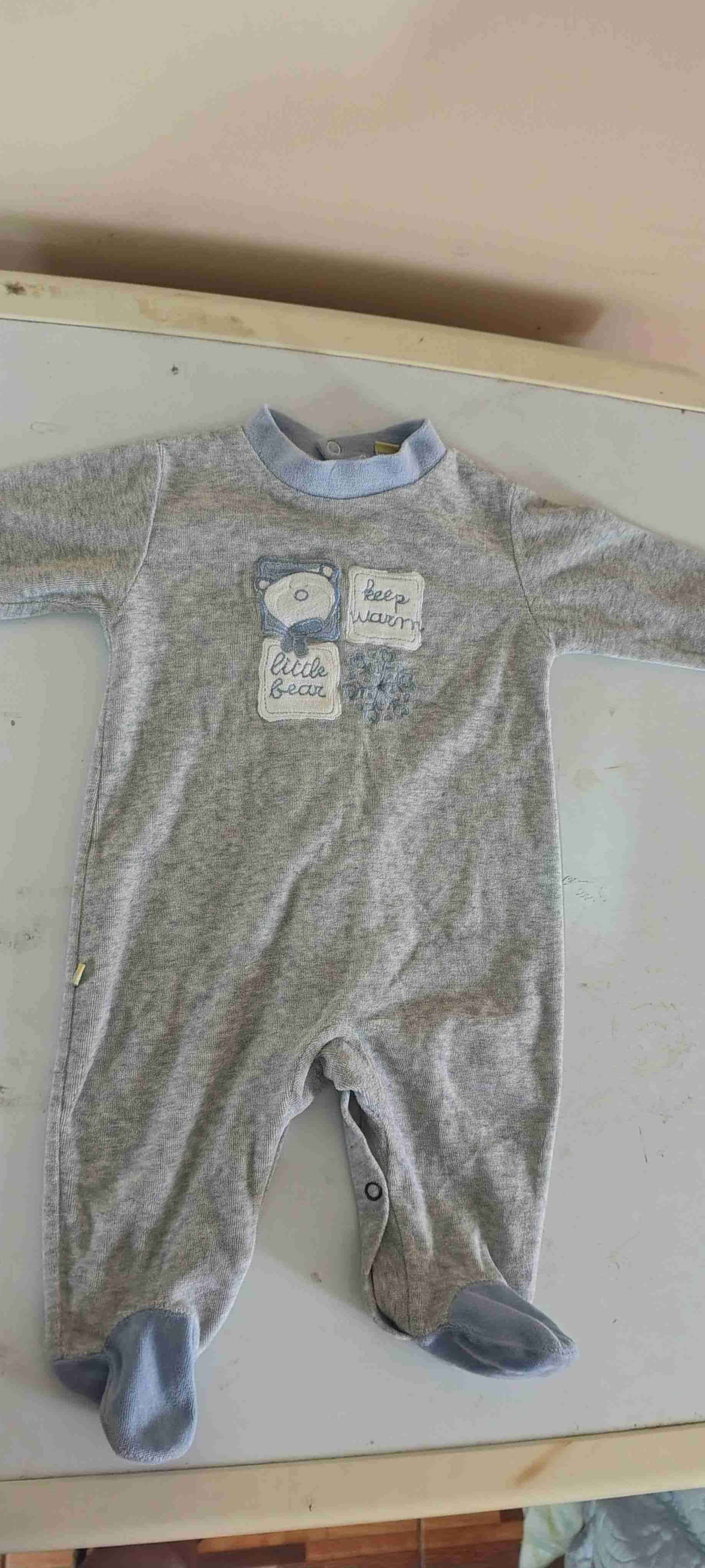 Lote de ropa invierno bebé 0-3 meses - miniatura 3