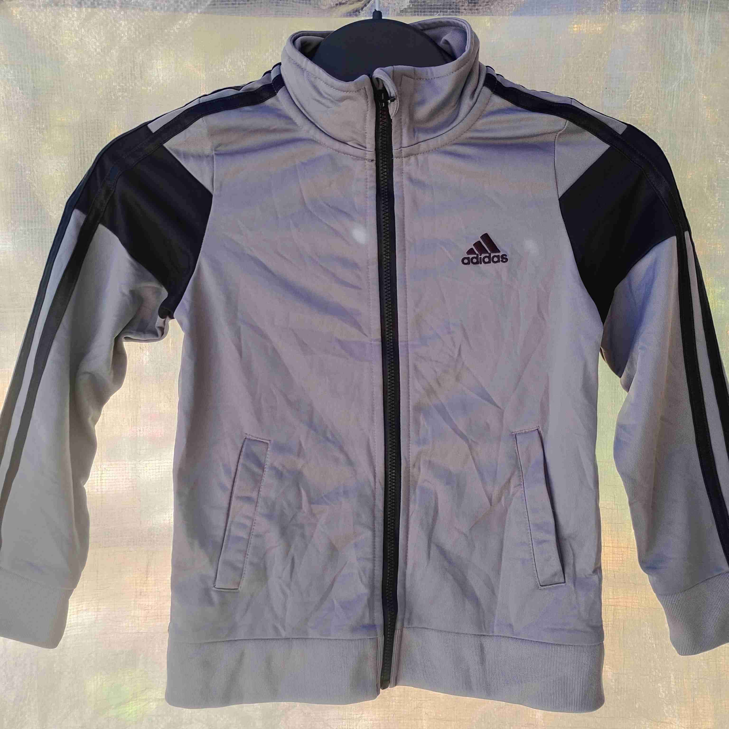 Polerón Infantil deportivo blanco y negro