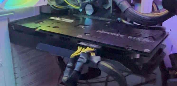 Tarjeta Gráfica Nvidia GeForce GTX 760 2GB - miniatura 3