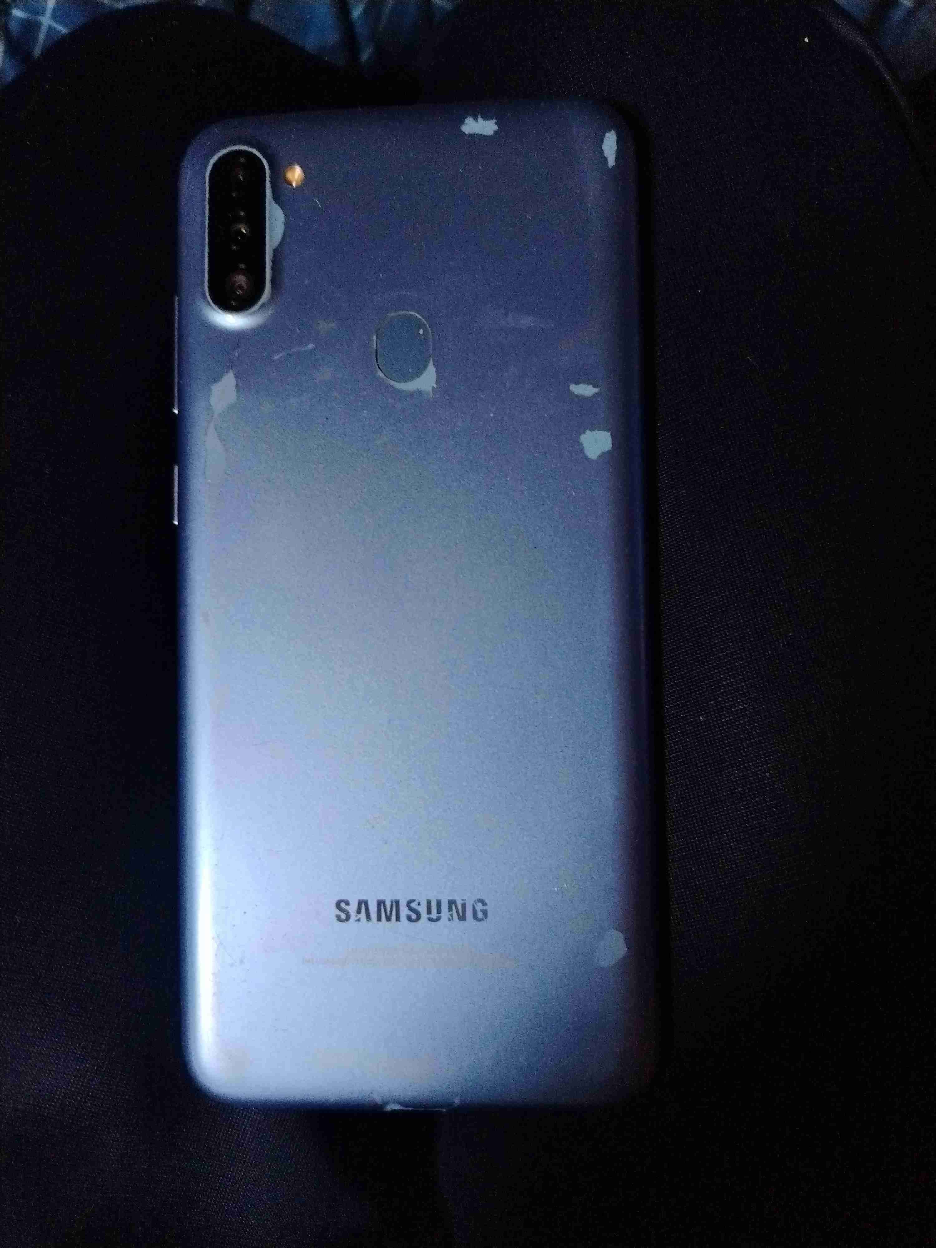 Celular Samsung usado - miniatura 1