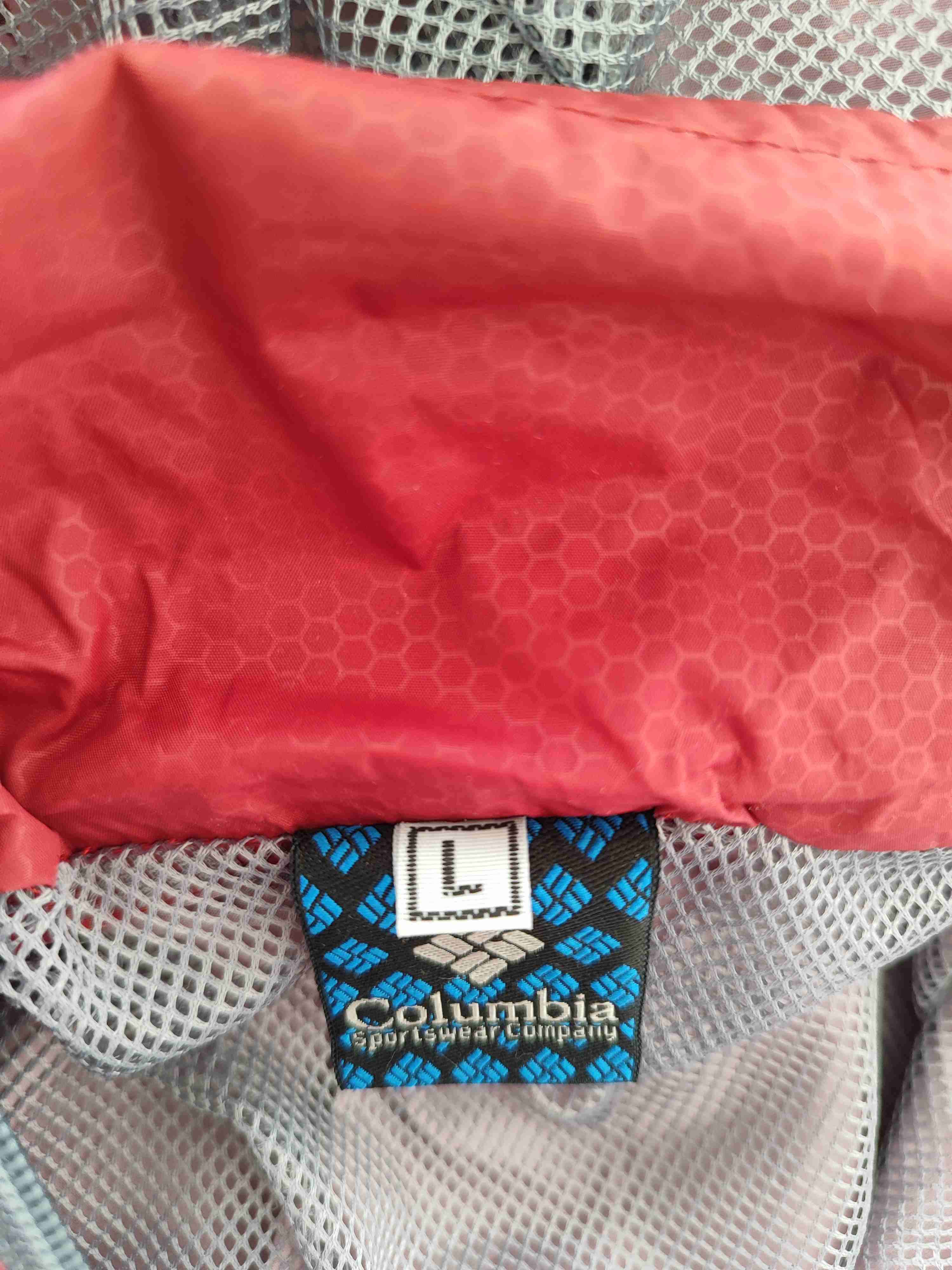 Chaqueta impermeable roja - miniatura 5