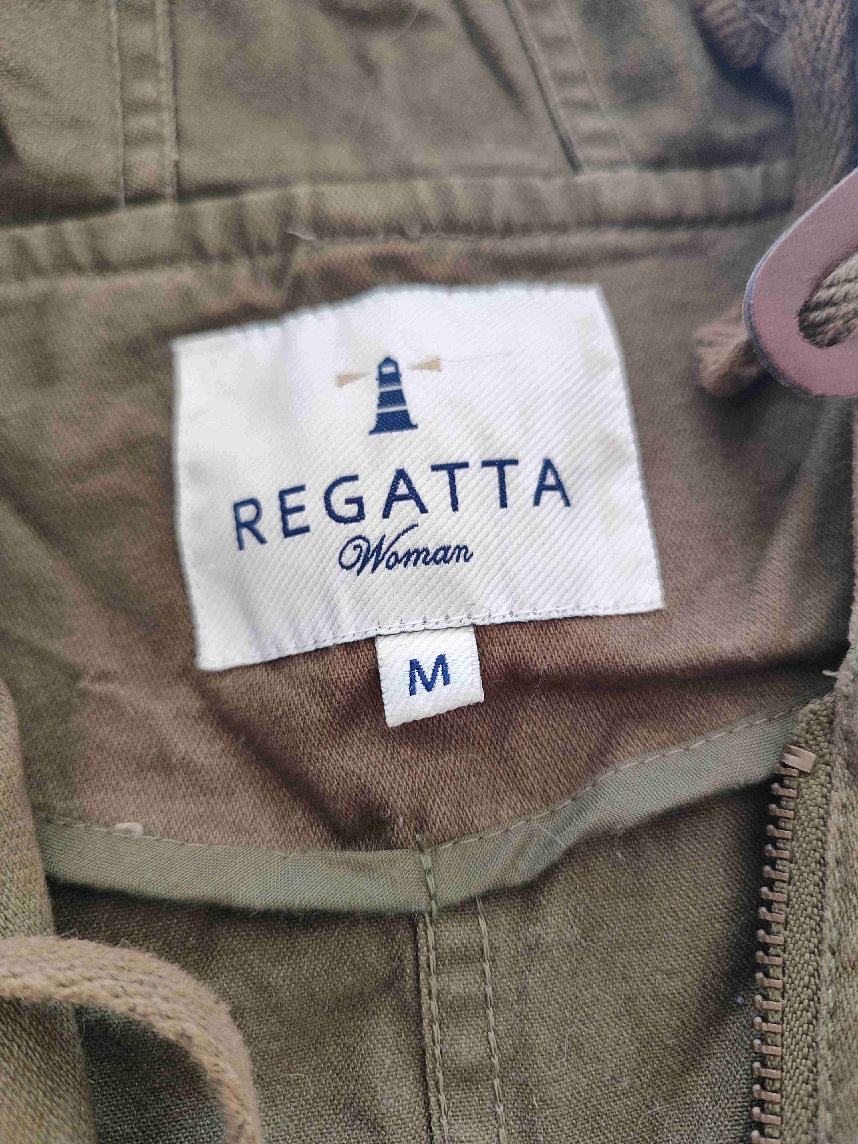 Parka verde con capucha - miniatura 2