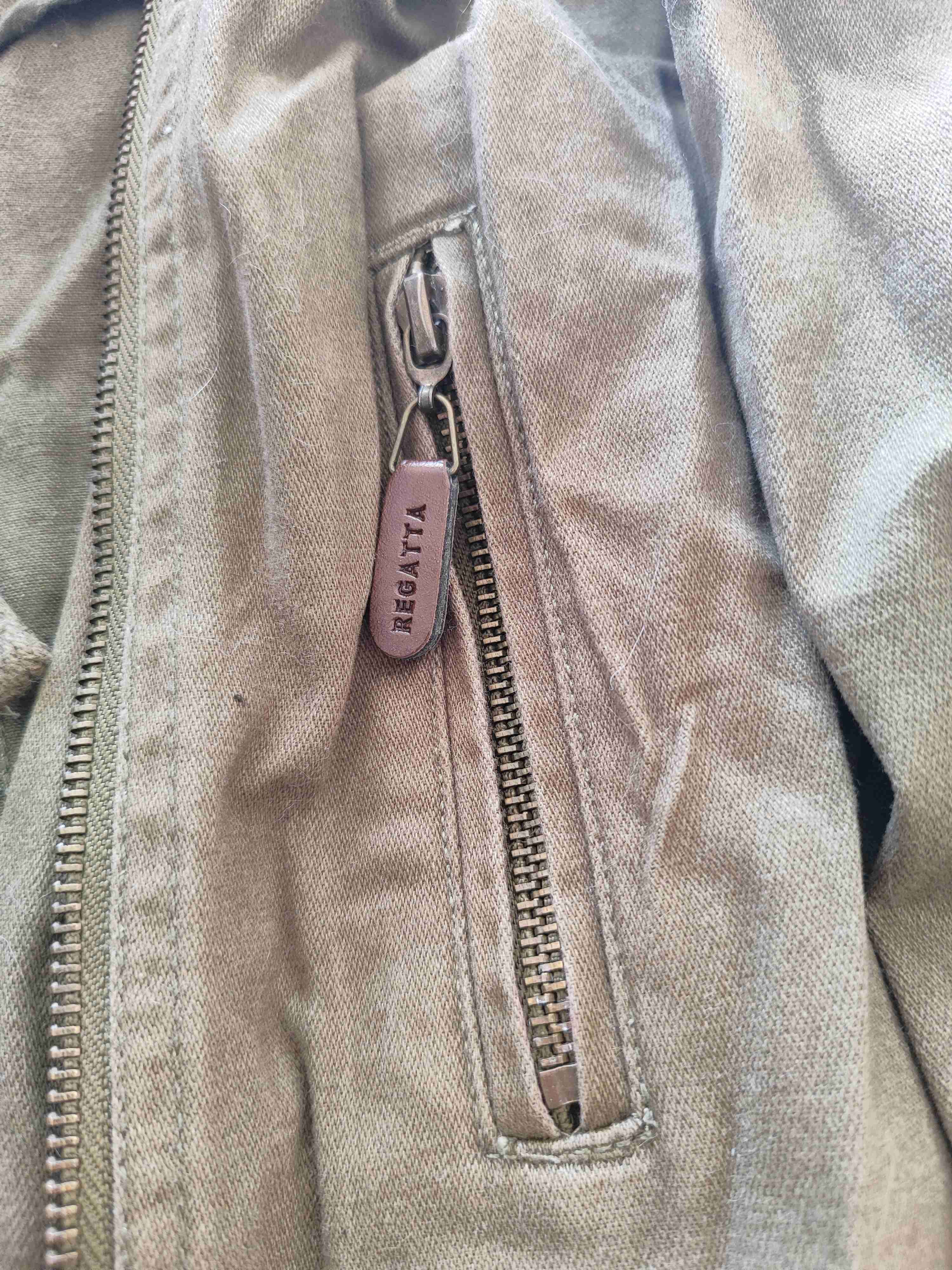 Parka verde con capucha - miniatura 3