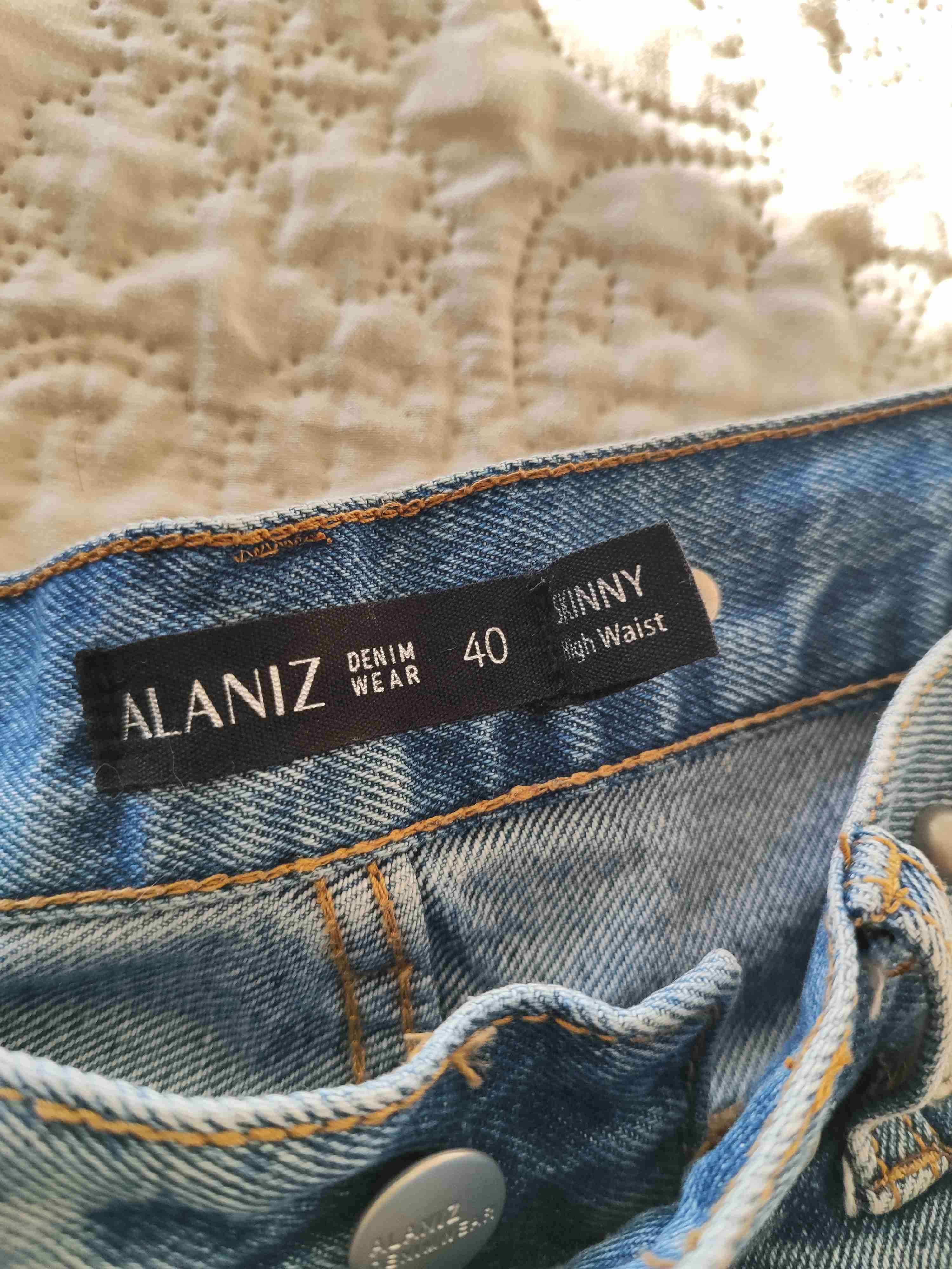 Jeans azules rasgados Alaniz - miniatura 3