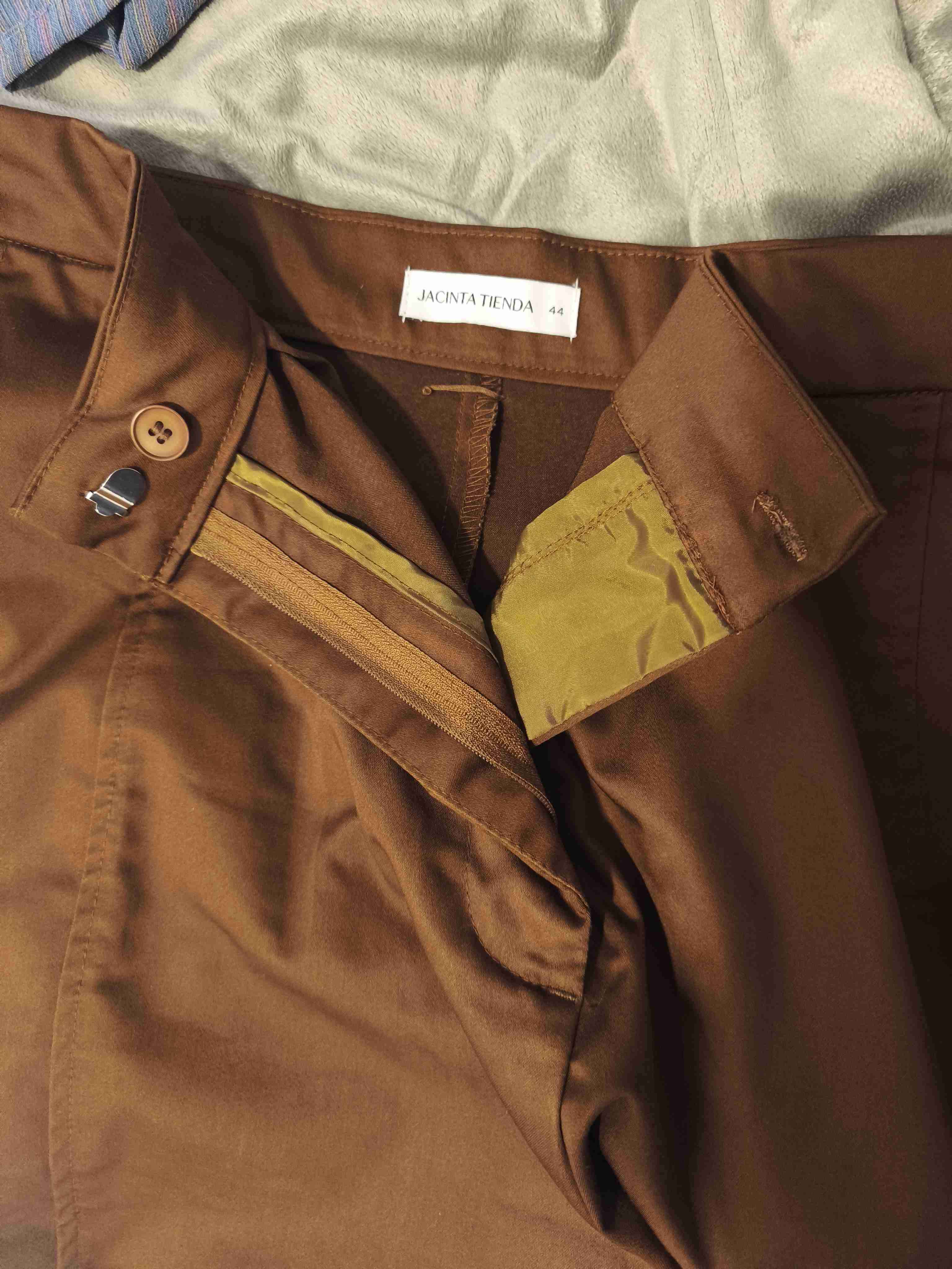 Pantalón chocolate - miniatura 2