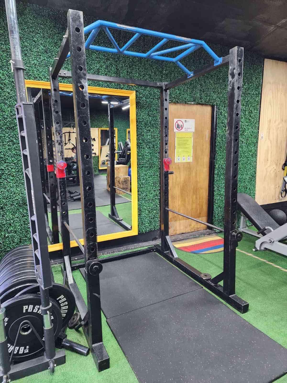 Jaula de potencia para gimnasio - miniatura 1