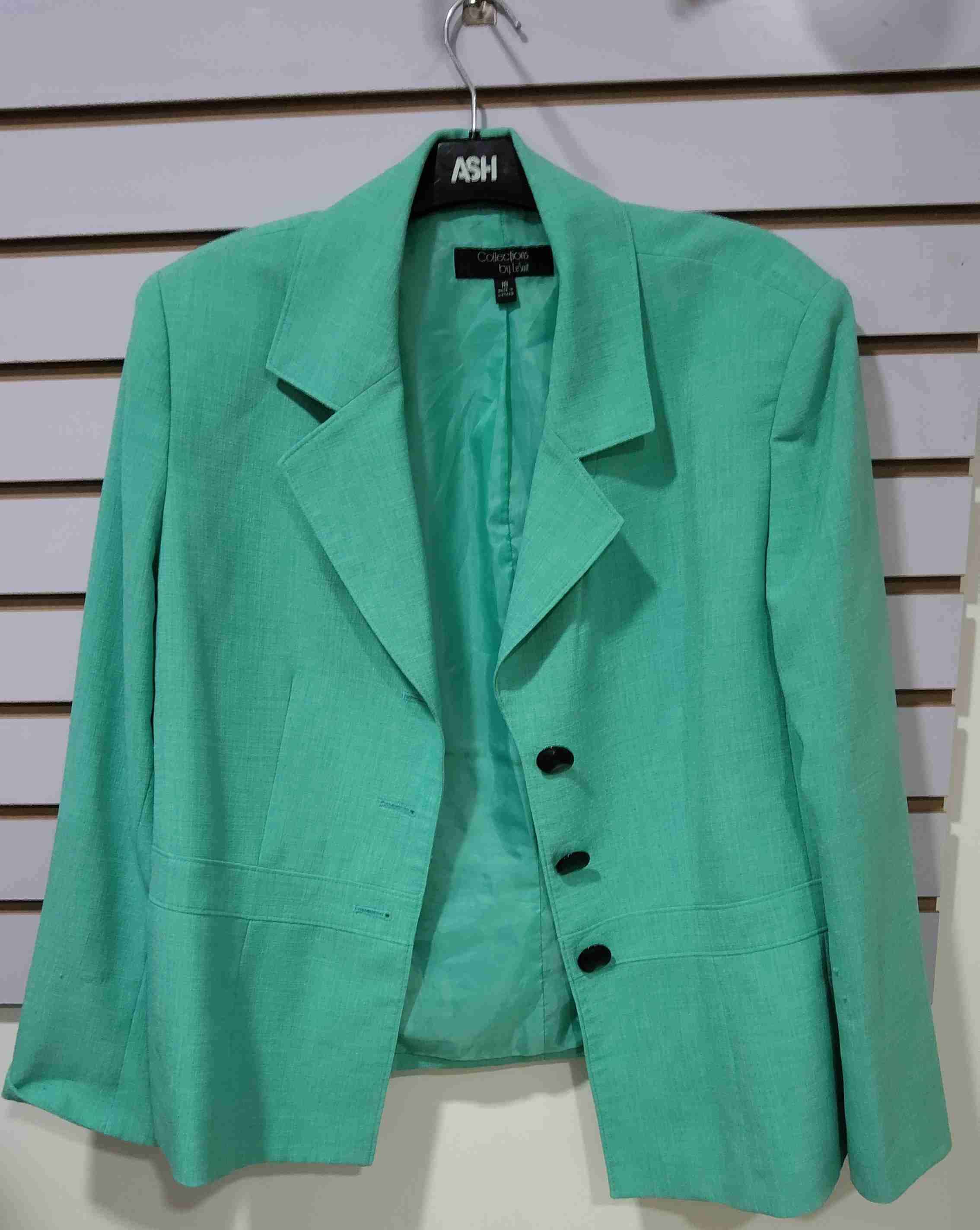Blazer verde mujer elegante