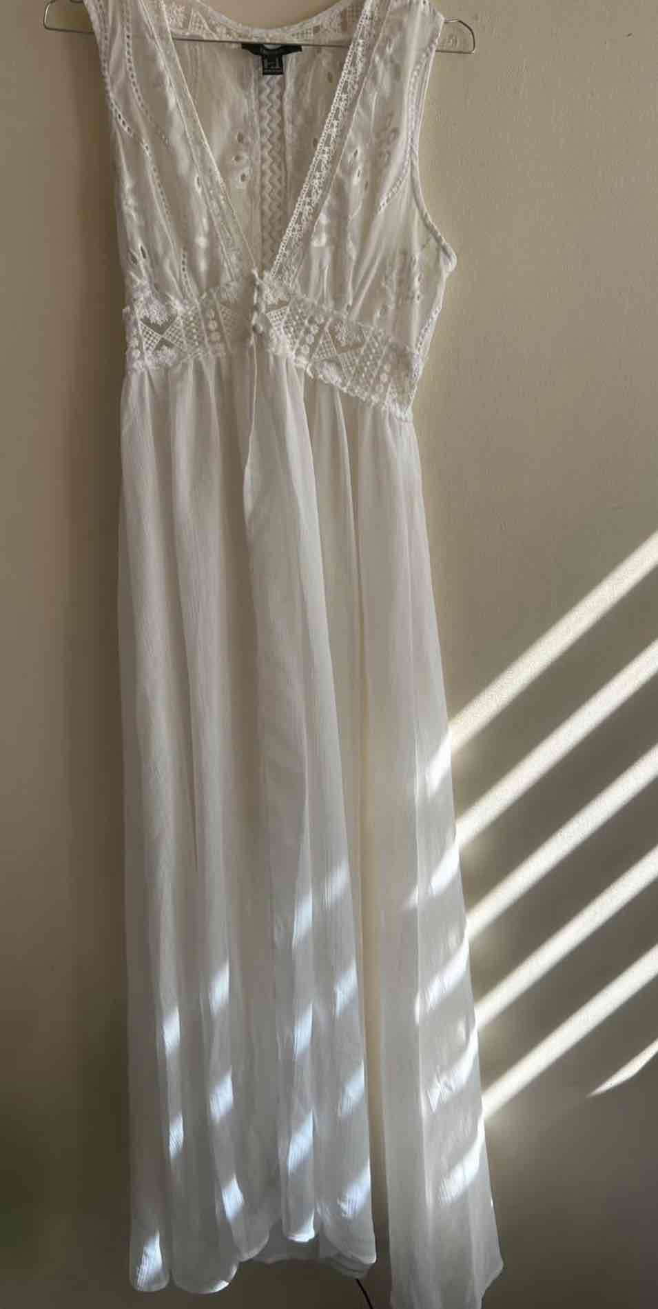 Vestido blanco tapadito - miniatura 2