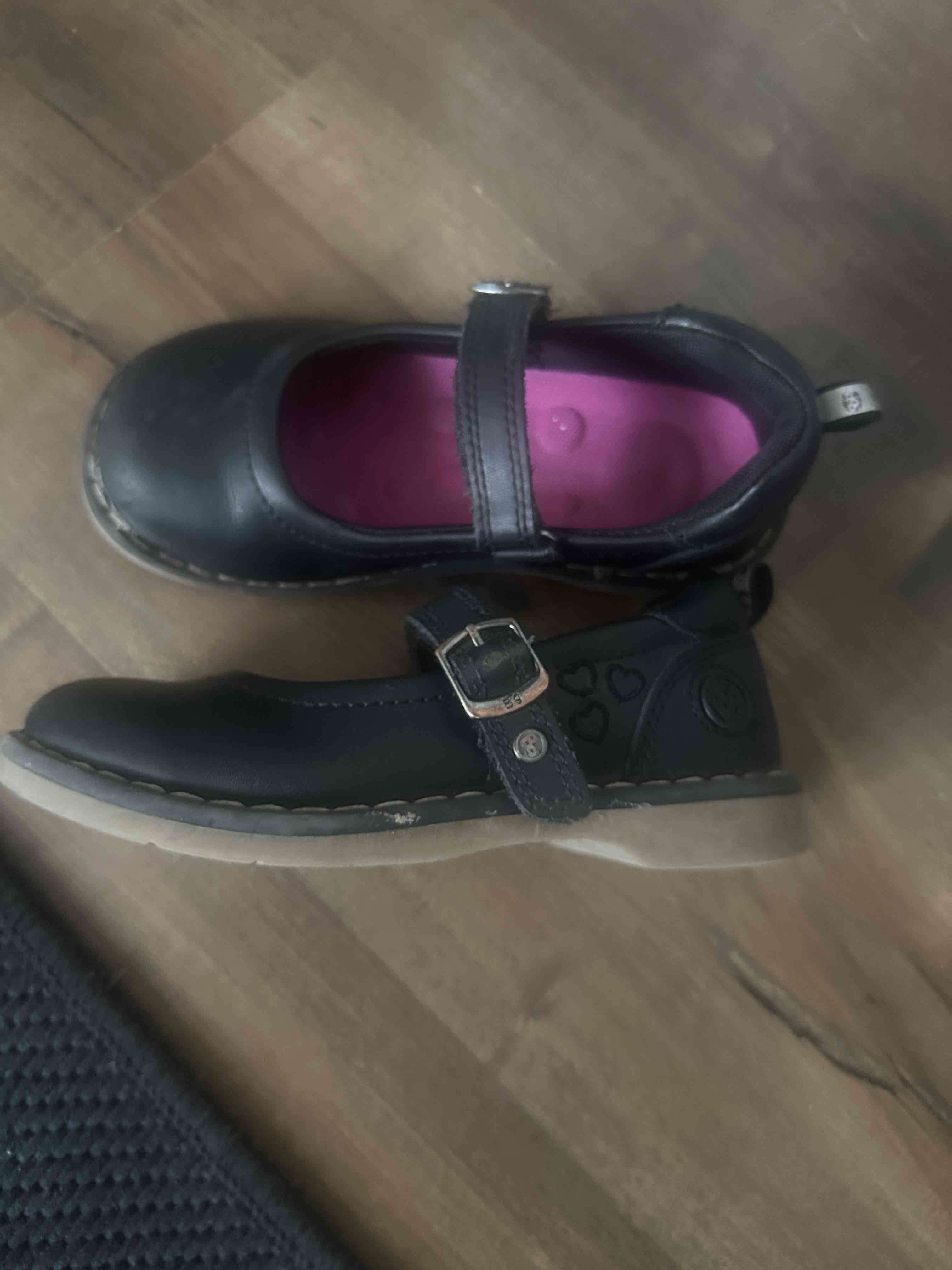 Zapatillas negras para niños - miniatura 3