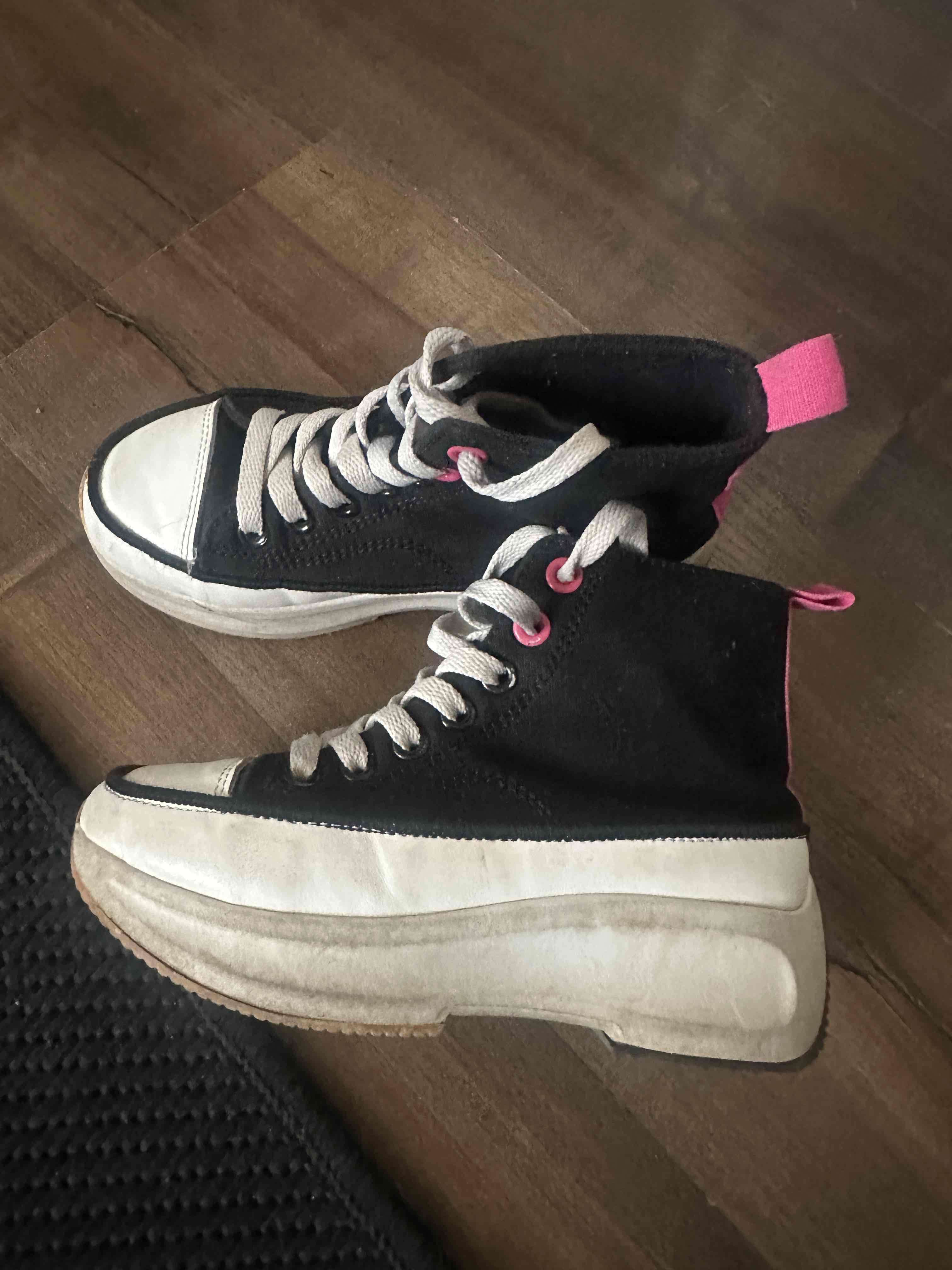 Zapatillas negras para niña - miniatura 2