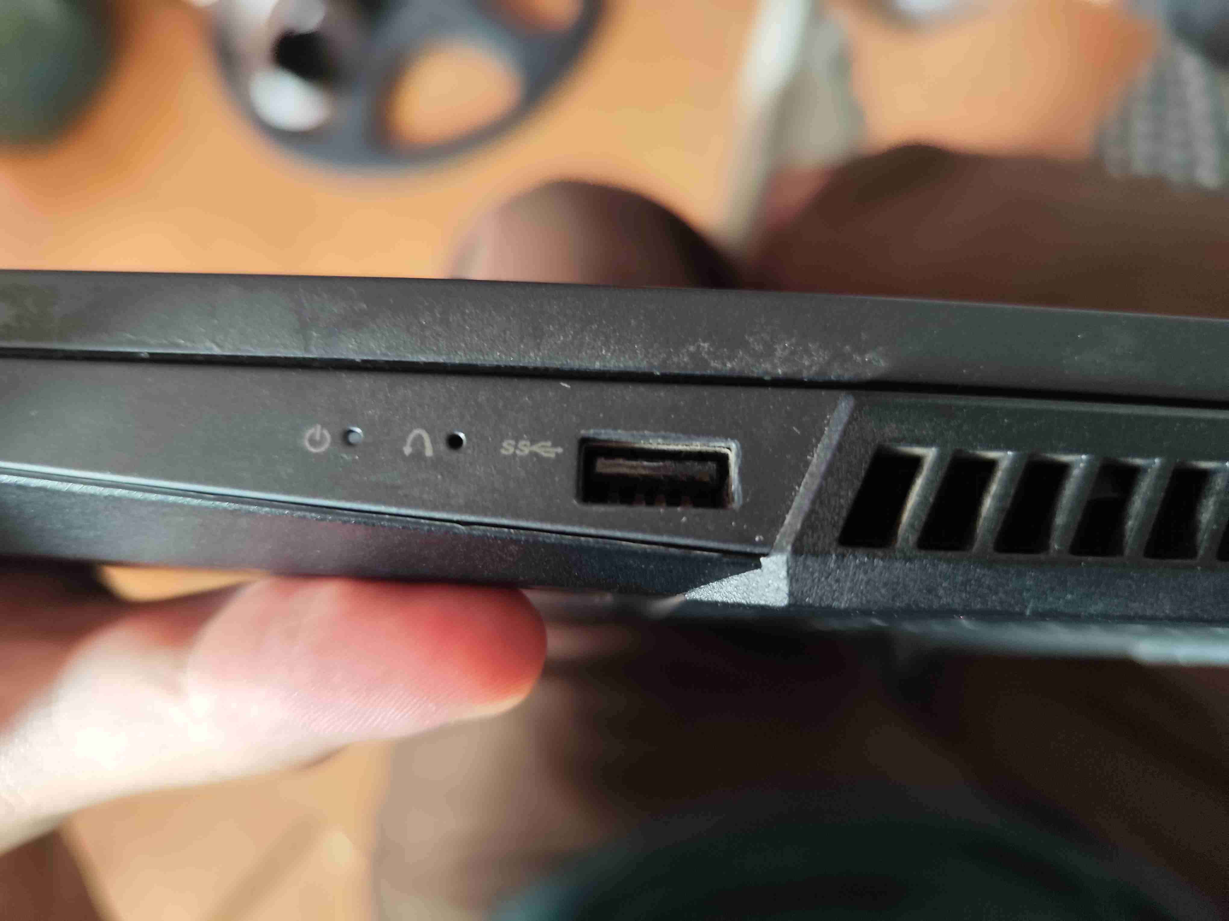 Notebook Lenovo Legion 5 - miniatura 3